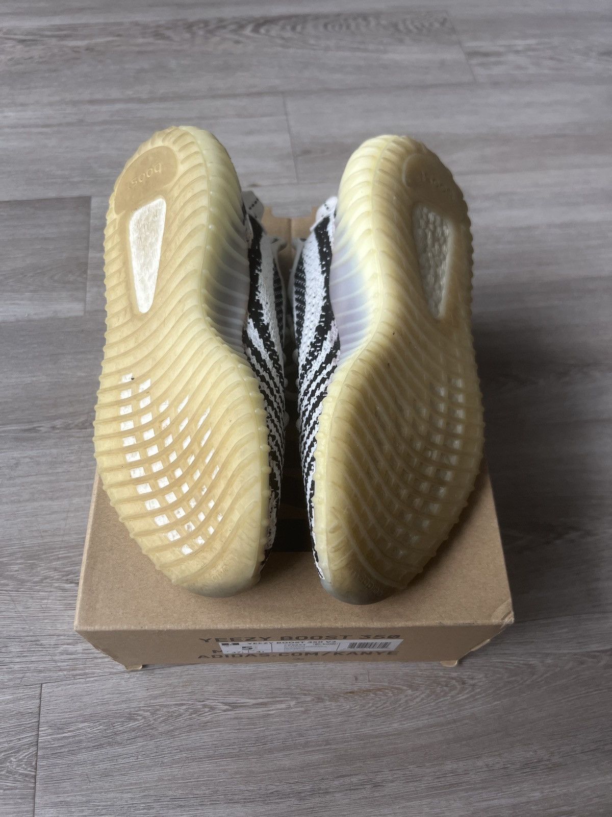 Adidas Yeezy boost 350 zebra Size US 5 / EU 37 - 4 Thumbnail