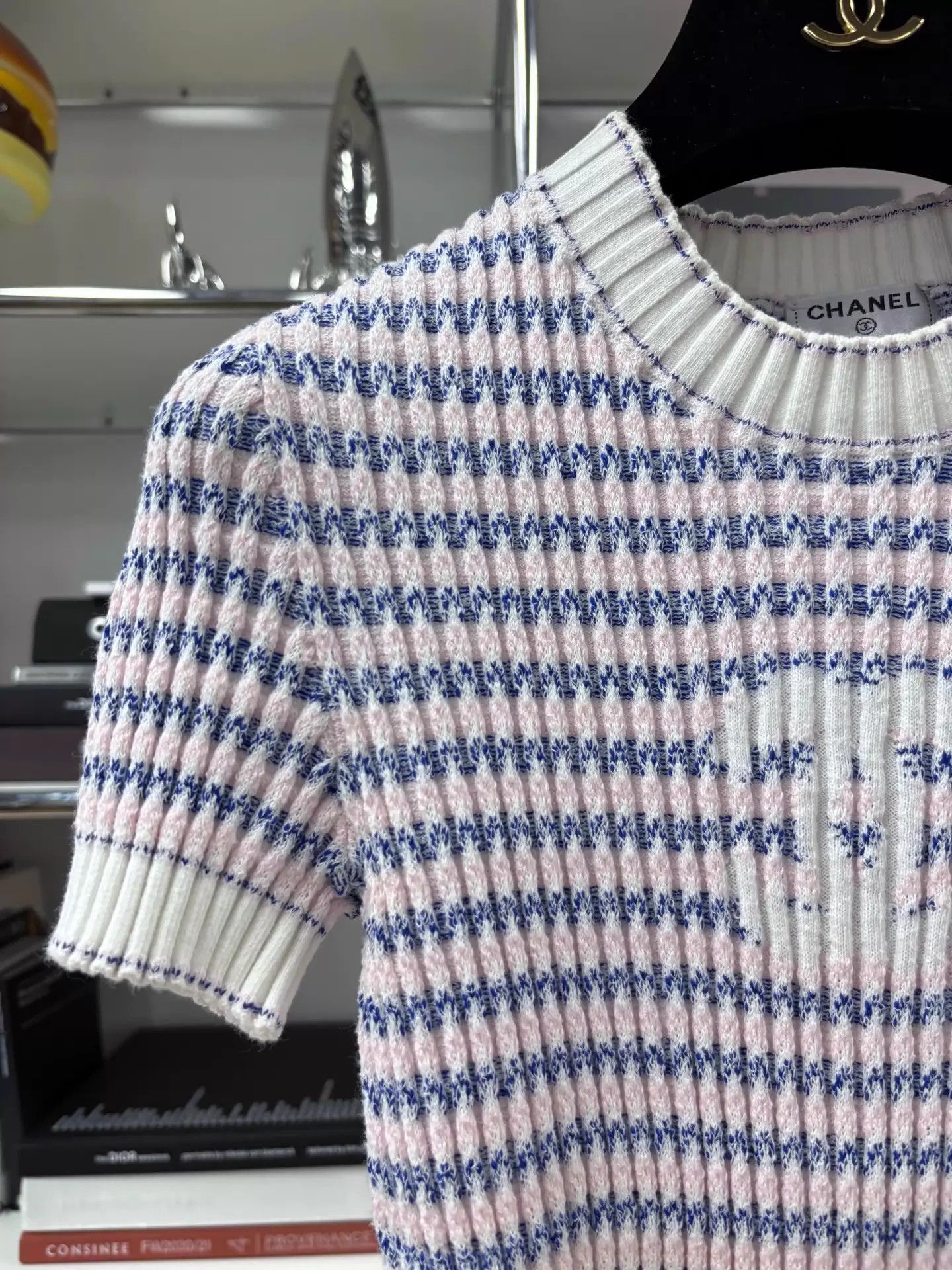 Chanel Chanel Pink Blue C Logo Crewneck Sweater 34 Size XS / US 0-2 / IT 36-38 - 2 Thumbnail