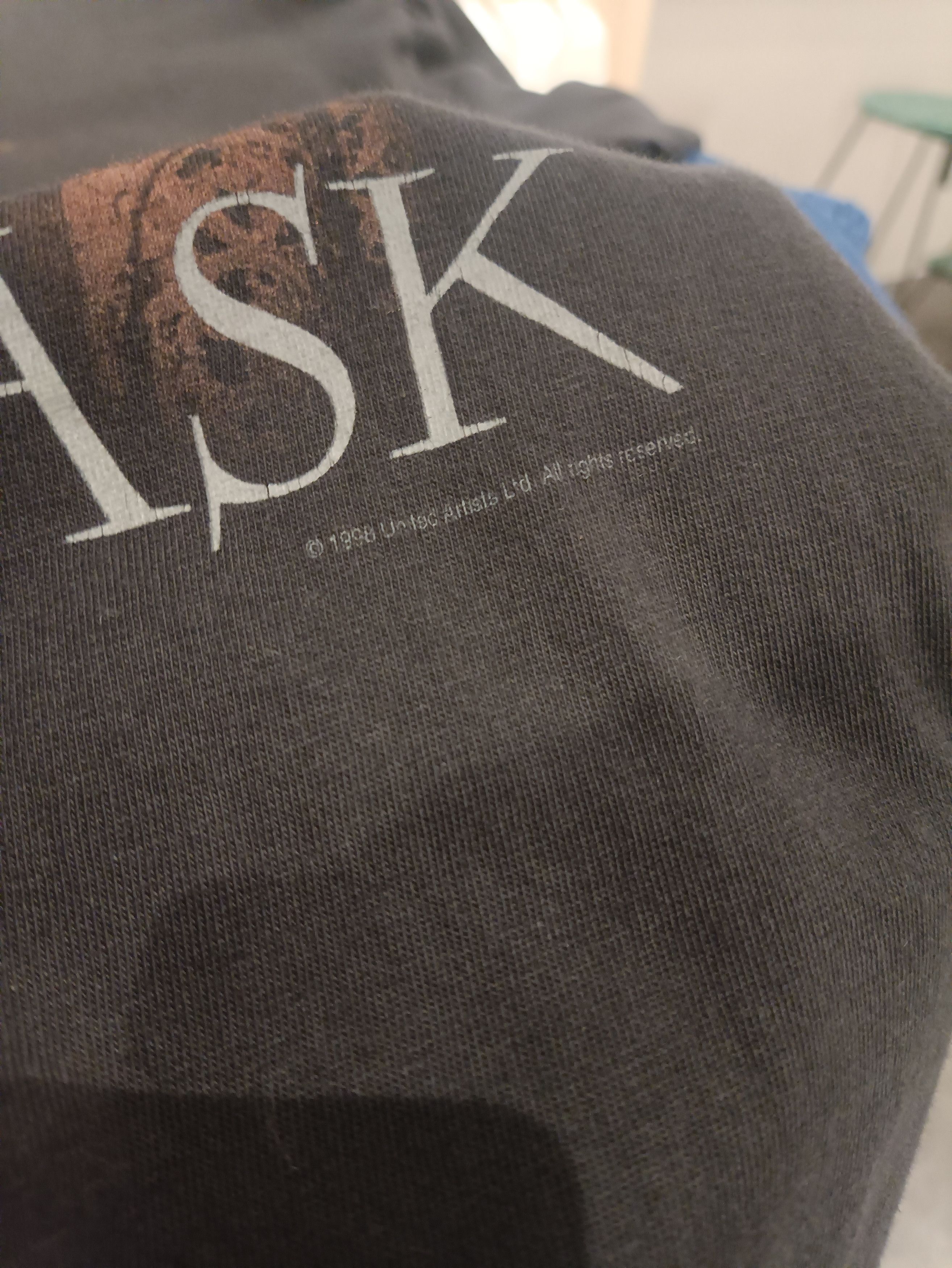 Vintage 1998 The Man In The Iron Mask Size US L / EU 52-54 / 3 - 4 Thumbnail