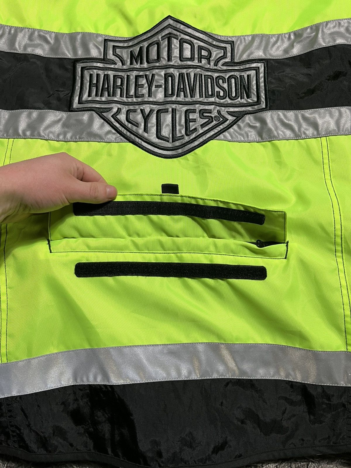 Harley Davidson HARLEY DAVIDSON HI-VISIBILITY REFLECTIVE VEST SIZE XXL Size US XXL / EU 58 / 5 - 8 Thumbnail