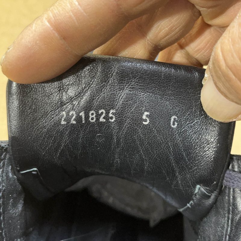 Gucci Gucci Leather High-Top Fashion Sneakers for Men Size US 6.5 / EU 39-40 - 4 Thumbnail