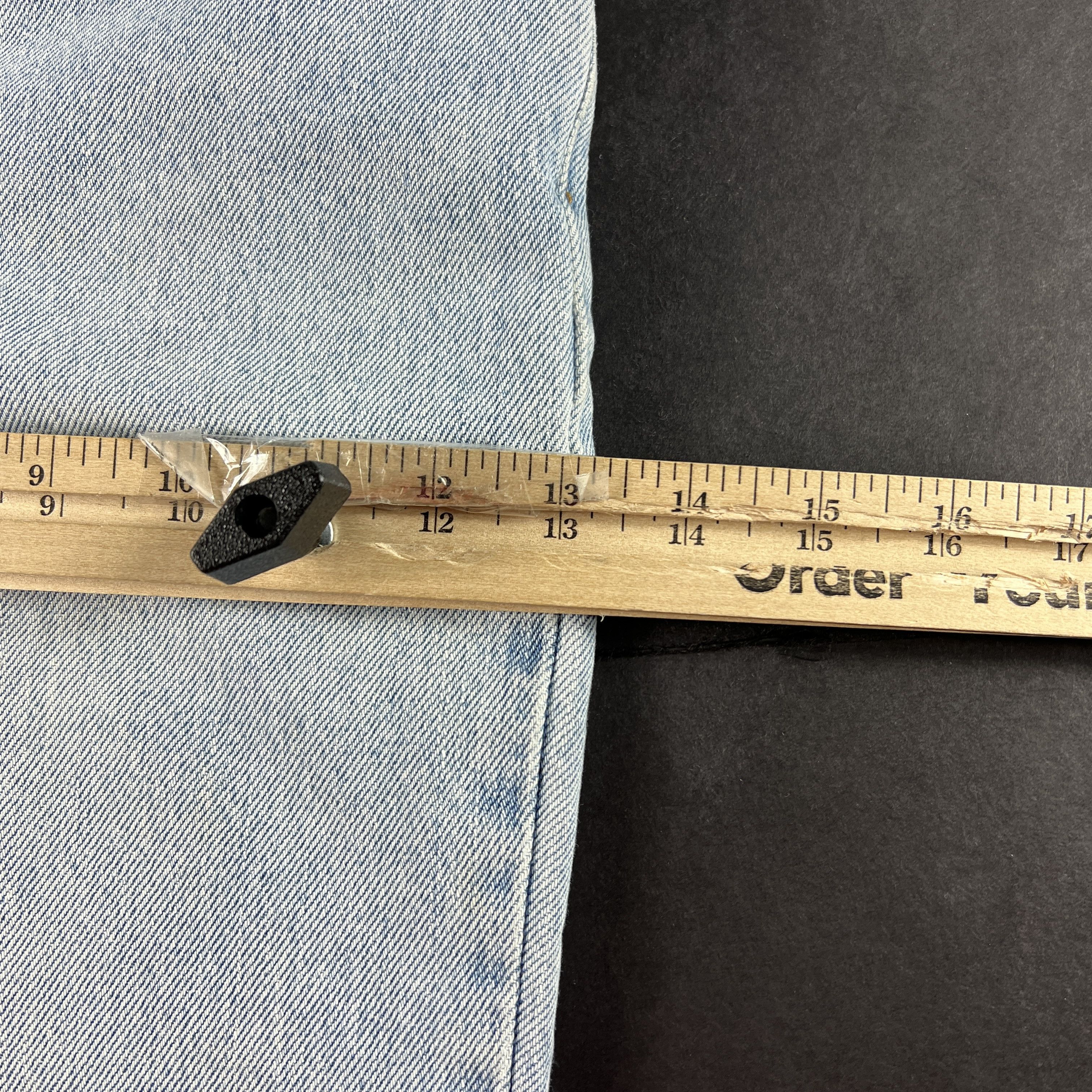 Levi's × Vintage Y2K Levi's Jeans 560 Loose Tapered Light Blue Faded Denim Size US 35 - 21 Thumbnail