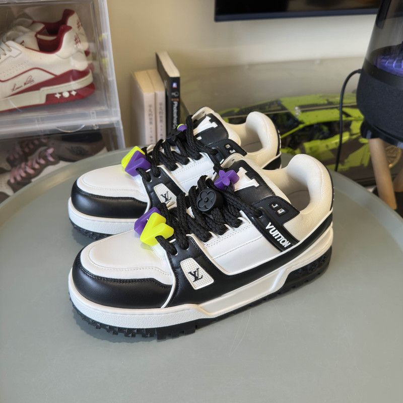 Louis Vuitton Louis Vuitton Trainer Maxi Low-Top Sneakers 0079 Size US 8.5 / EU 41-42 - 1 Thumbnail