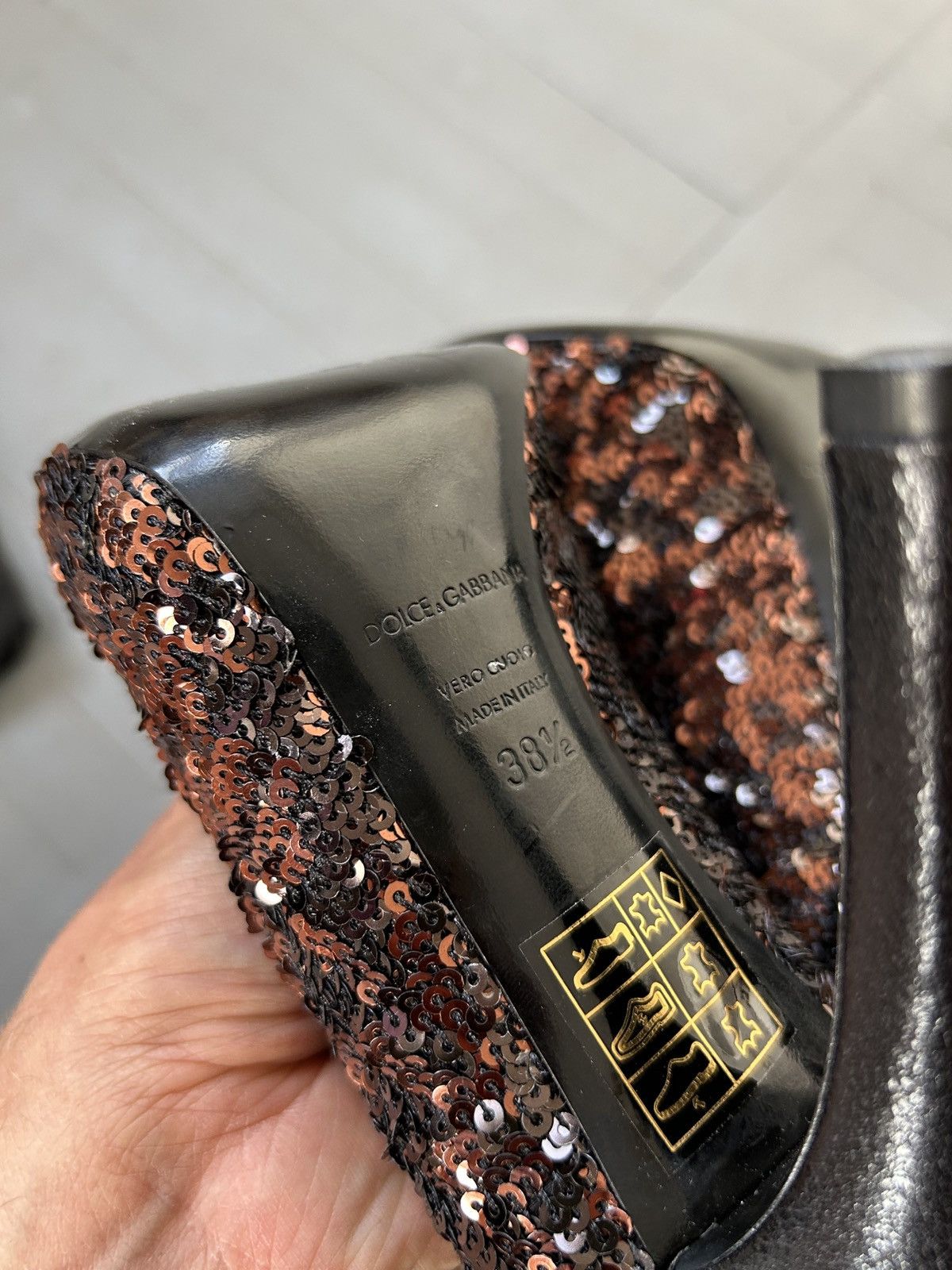 Dolce & Gabbana Dolce&Gabbana heels with sequins Size US 8.5 / IT 38.5 - 8 Thumbnail