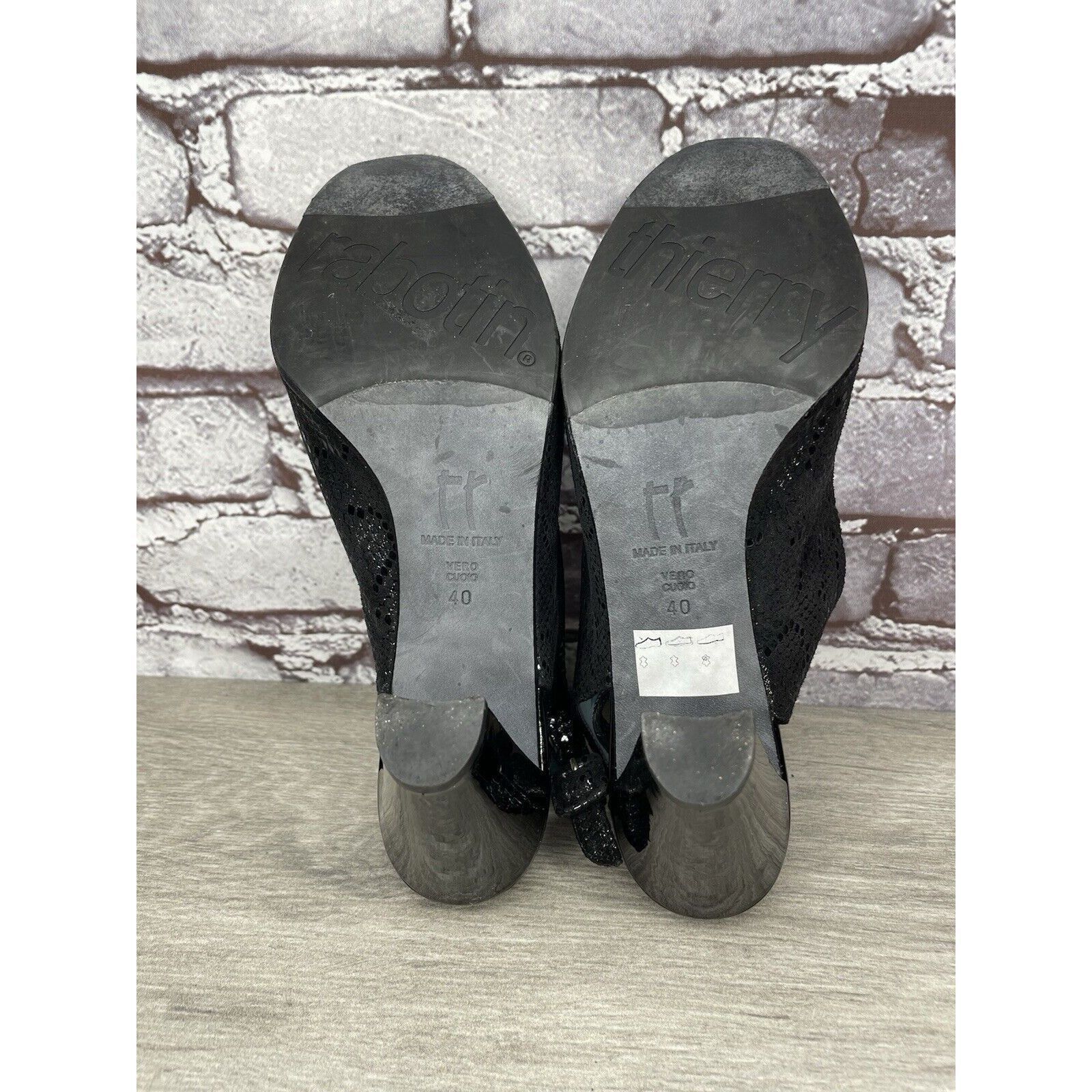 Other Thierry Rabotin Black Leather Snake Print Slingback Pump Hee Size US 9.5 / IT 39.5 - 13 Thumbnail
