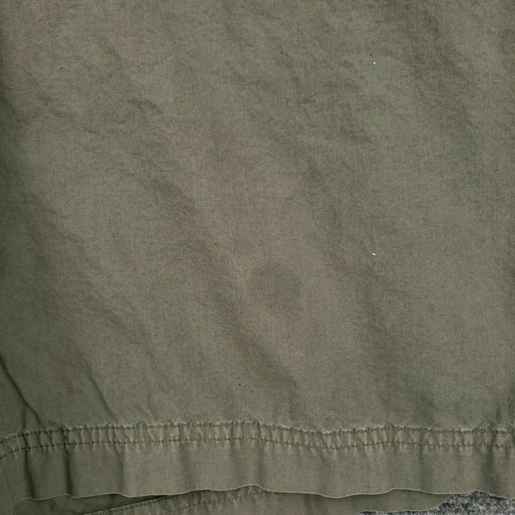 Vintage Columbia Shorts Womens 16 Green Mid Rise Cargo Flat Front Zip Fly Casual Outdoor Size 38" / US 16 / IT 52 - 4 Thumbnail