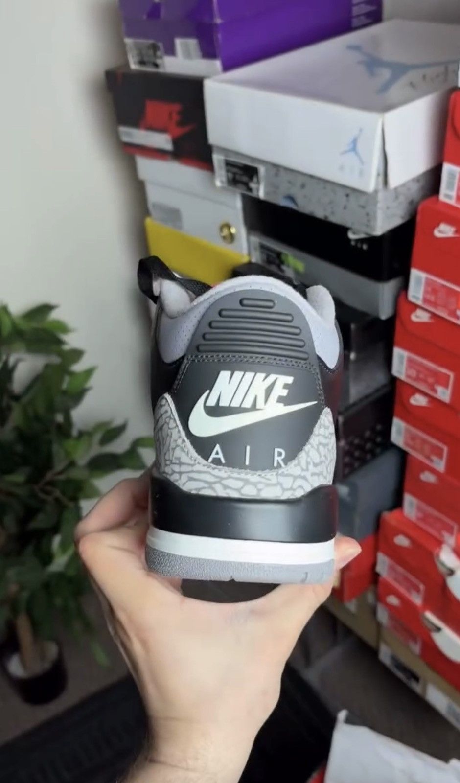 Jordan Brand Jordan 3 Black Cement Size US 10 / EU 43 - 3 Thumbnail