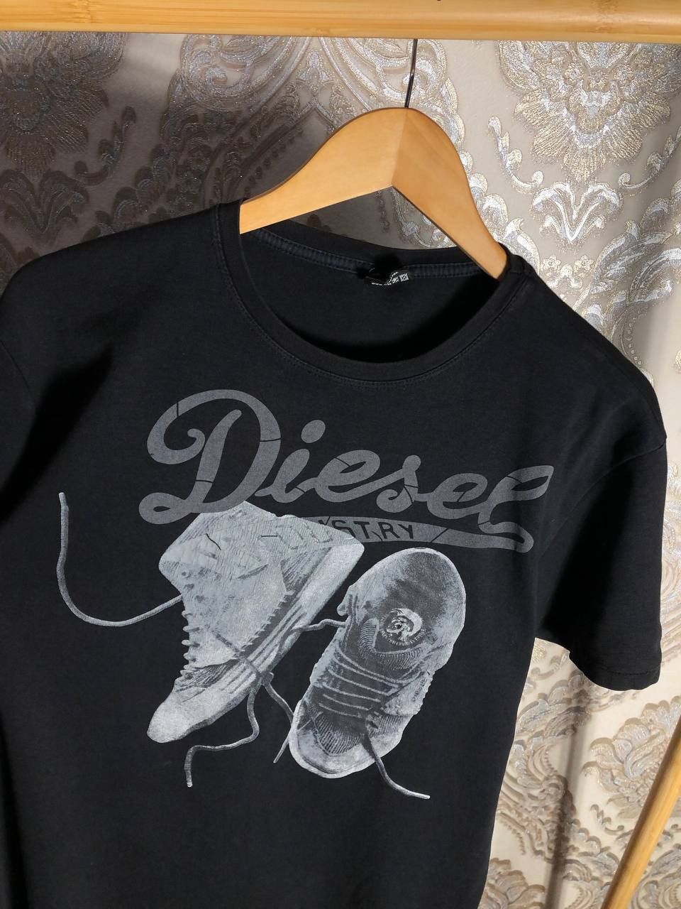 Diesel × Vintage VERY RARE DIESEL INDUSTRY DENIM DIVISION BIG LOGO T-SHIRT Size US XL / EU 56 / 4 - 2 Thumbnail