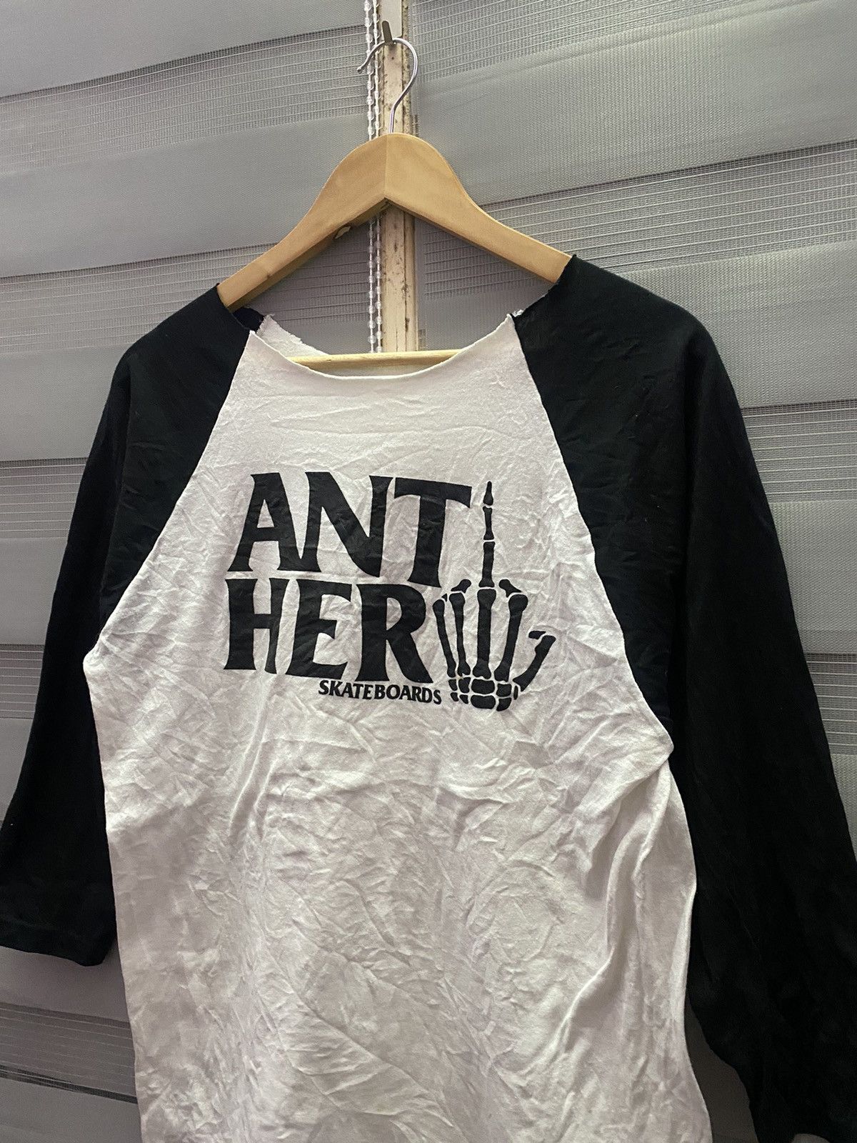 Antihero Vintage Anti Hero Spell Out 1/4 Sleeve Size US M / EU 48-50 / 2 - 2 Thumbnail