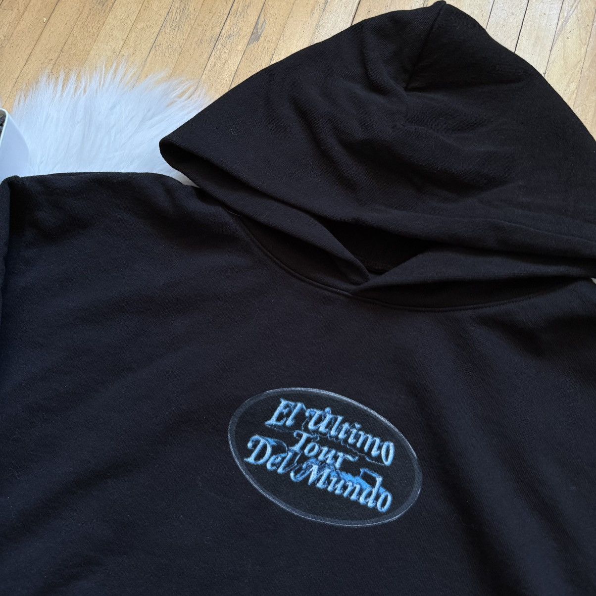 Band Tees 📌 Bad Bunny El Ultimo Tour Del Mundo Oversized Hoodie Size US XL / EU 56 / 4 - 2 Thumbnail