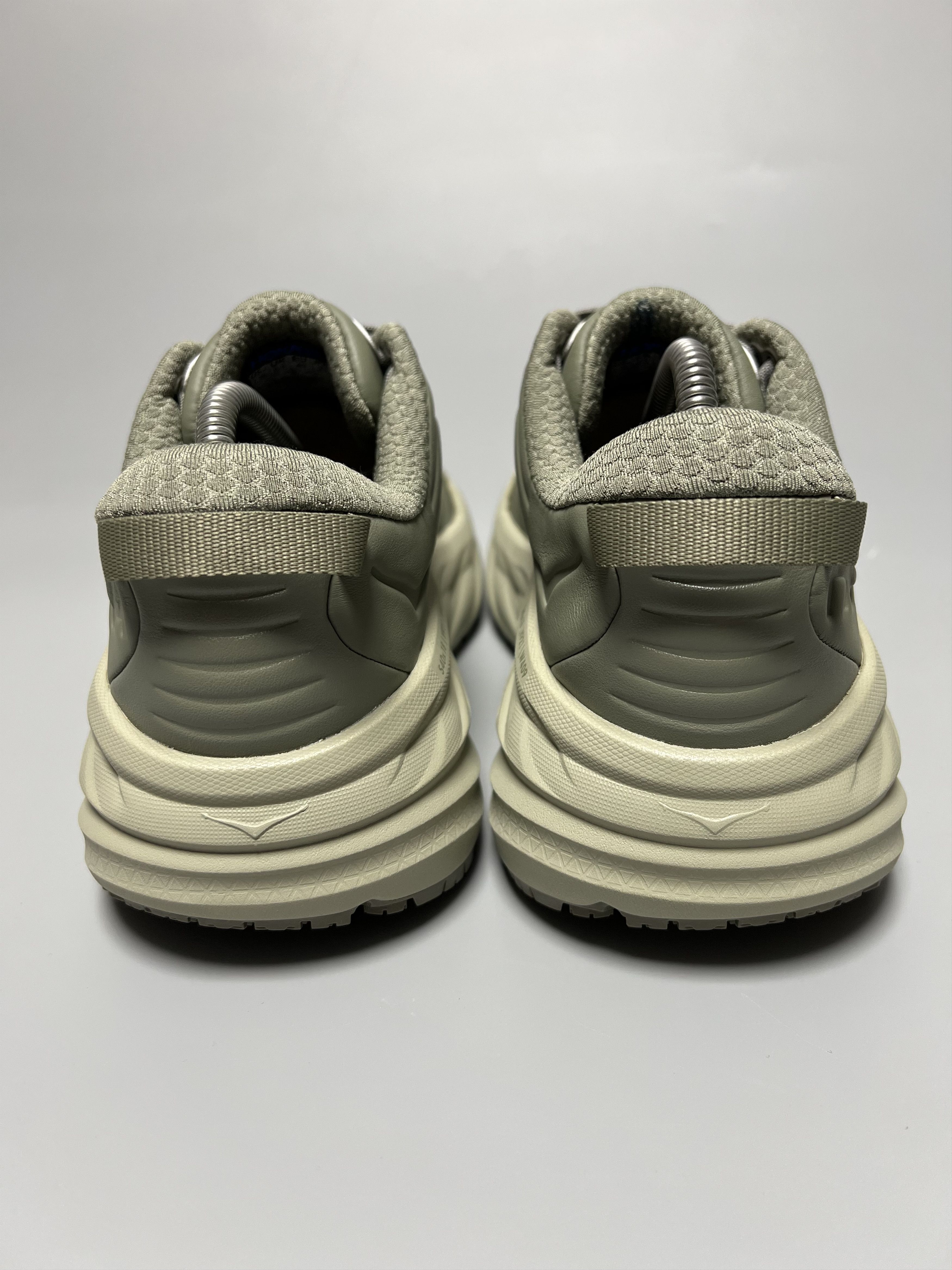 Hoka 7 EE Hoka One One Bondi SR Wide Running Shoes Walking Size US 7 / EU 40 - 3 Thumbnail