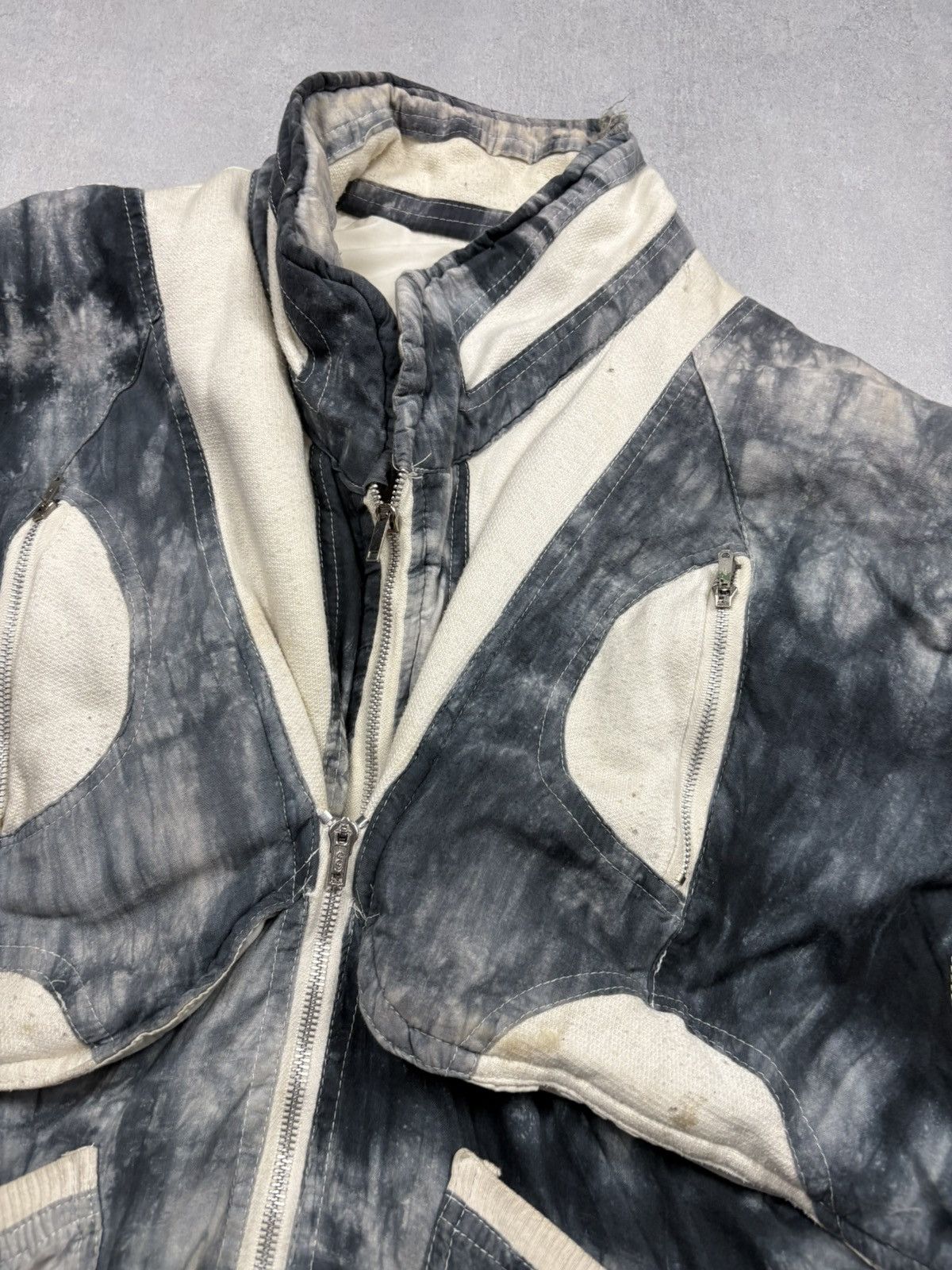 NBA Vintage Los Angeles Lakers NBA Jacket USA Tie Dye Thrashed Size US XL / EU 56 / 4 - 18 Thumbnail