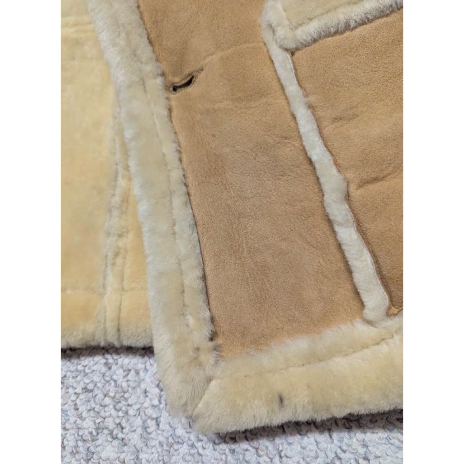 Vintage VINTAGE shearling coat western rancher coat jacket MEN M Brown leather sheepskin wool pile lined 40 chest 33 length 21 hem 19 shoulders 24.5 arm 40 Size US M / EU 48-50 / 2 - 5 Thumbnail