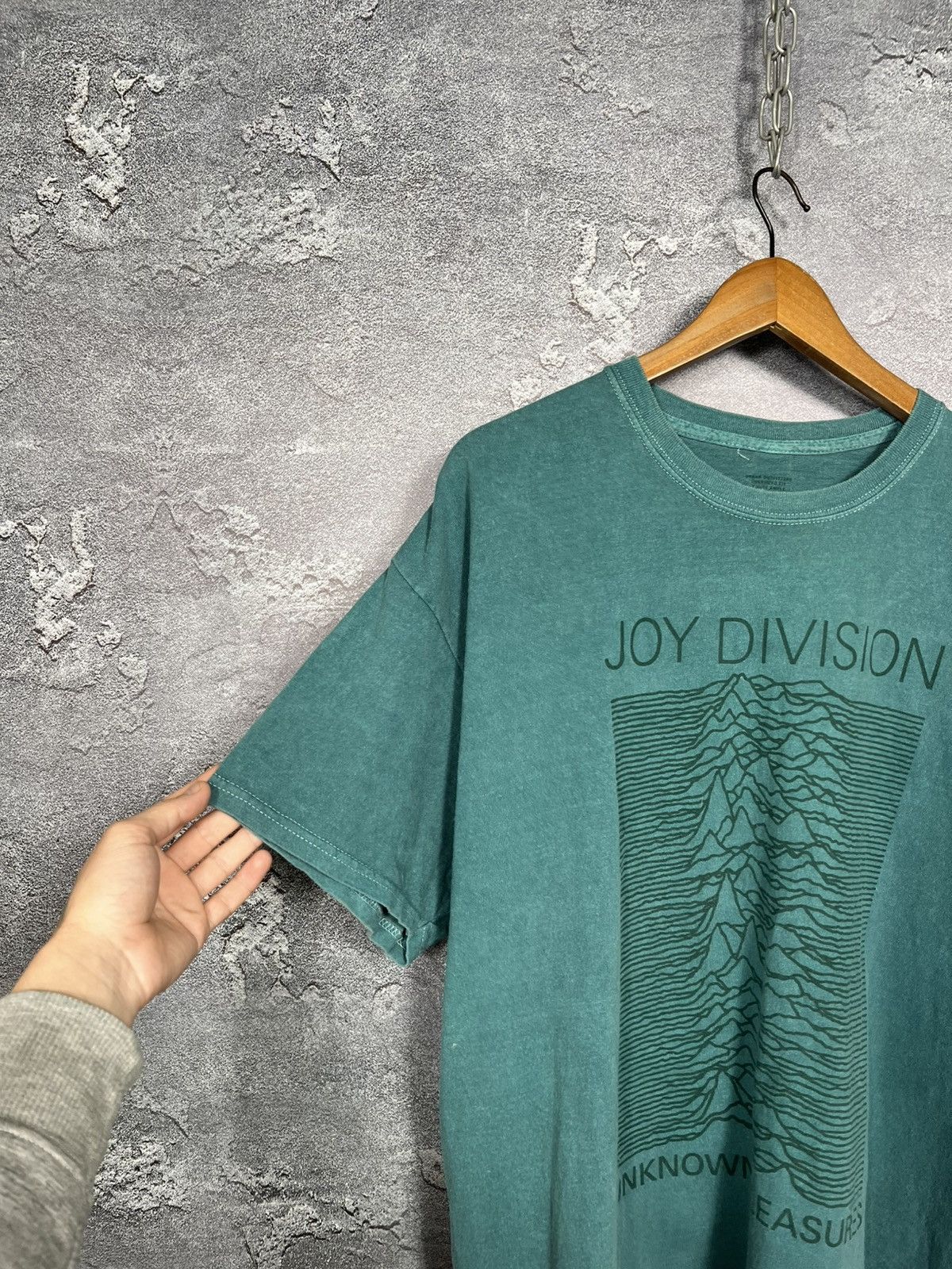 Band Tees Vintage Joy Division Unknown Pleasures Oversized T-shirt Size US L / EU 52-54 / 3 - 6 Thumbnail