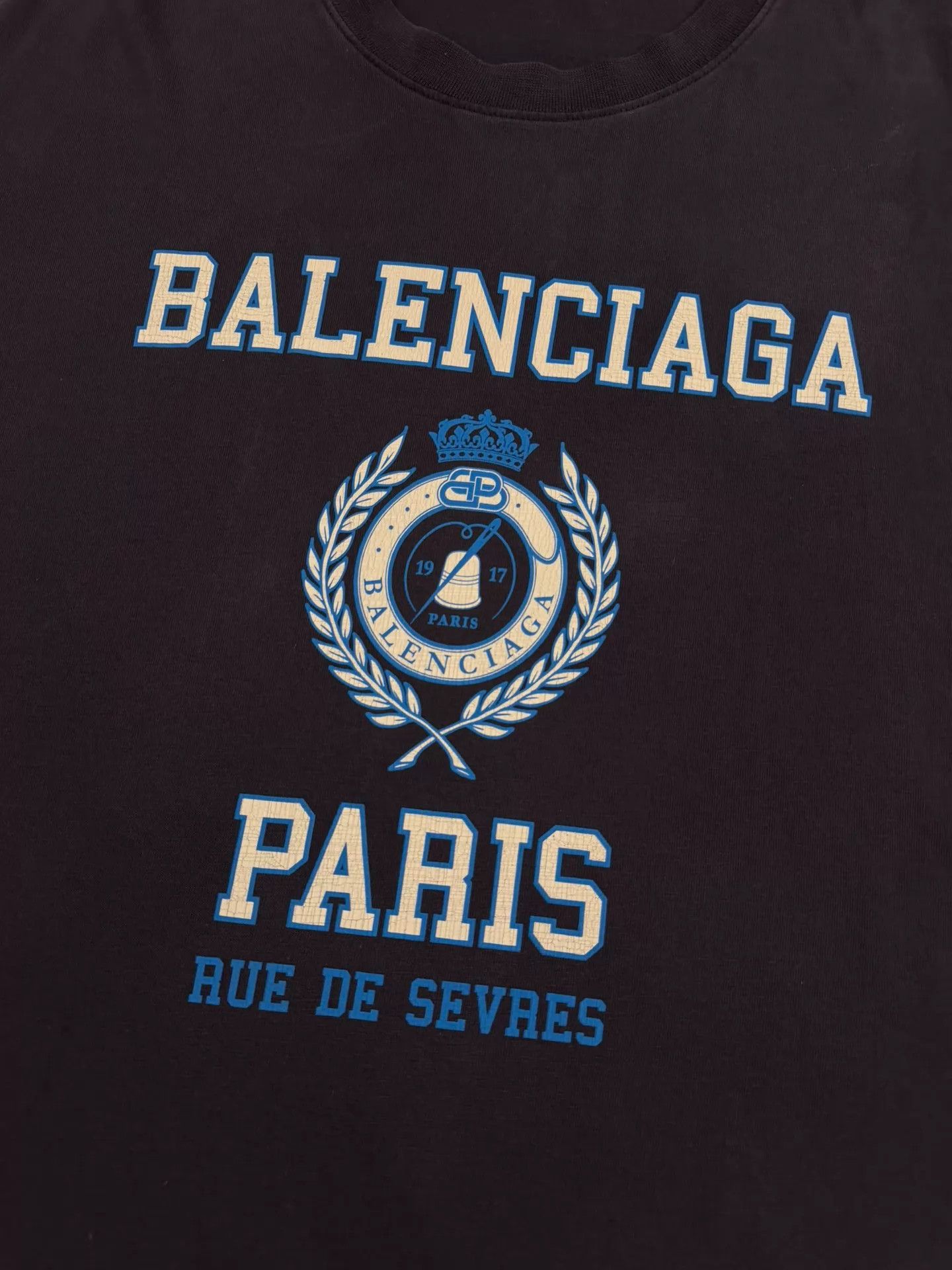 Balenciaga Balenciaga 22ss Deep Navy Vintage Royal Wheat Logo SS Tee L Size US L / EU 52-54 / 3 - 7 Thumbnail