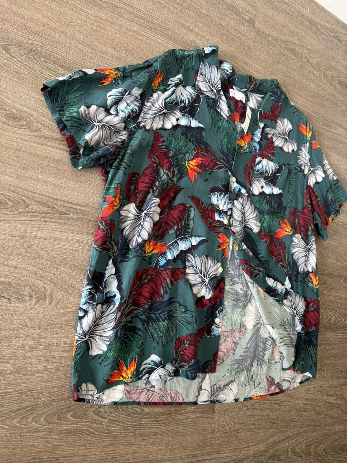 Gap Brand new Gap Hawaiian button up shirt Size US L / EU 52-54 / 3 - 3 Thumbnail