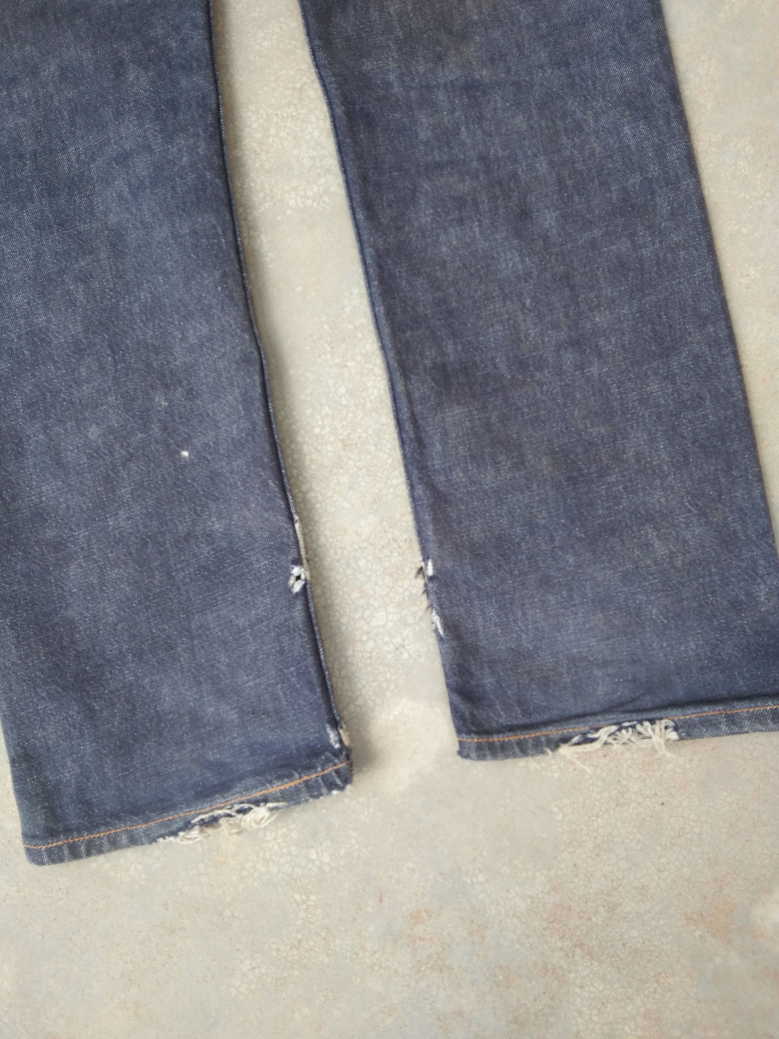 Levi's Vintage Levi's 501 Distressed Jeans 32x32 Size US 32 / EU 48 - 5 Thumbnail