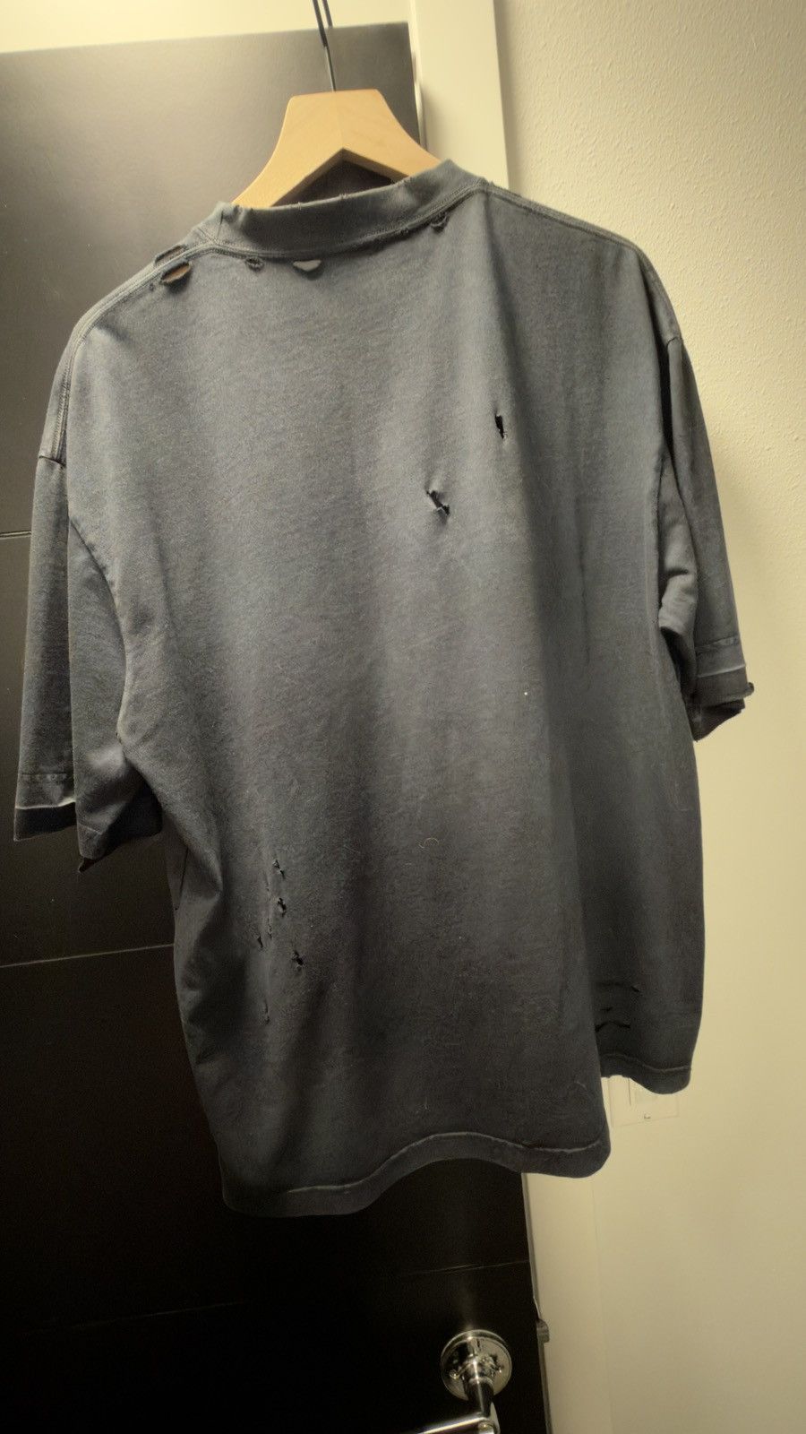 Balenciaga Balenciaga Maison Tee Size US L / EU 52-54 / 3 - 5 Thumbnail
