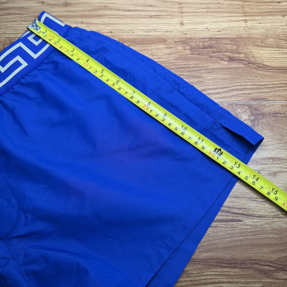 Versace $395 Versace NWT Men’s Greca Swim Shorts Size 5 (M) Blue Size US 35 - 9 Thumbnail