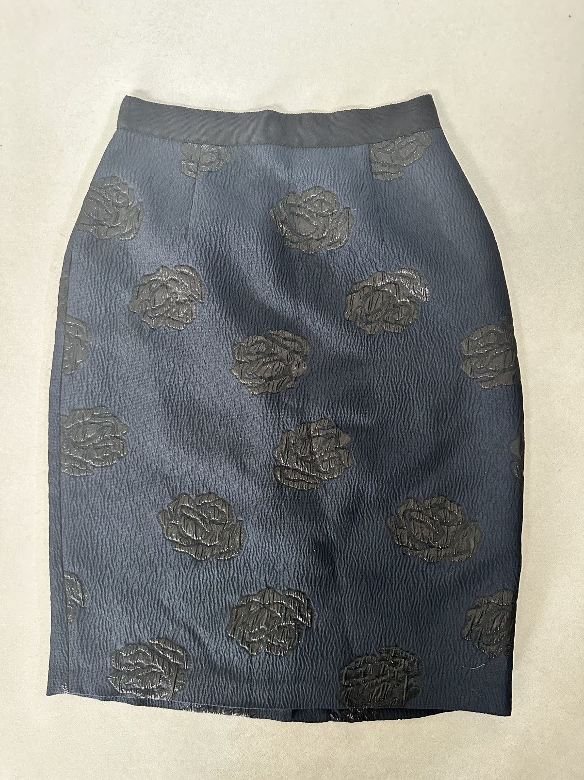 Sachin & Babi SACHIN & BABI NOIR KNEE LENGTH NAVY & BLACK SKIRT SIZE 2-4 Size 27" / US 4 / IT 40 - 1 Thumbnail