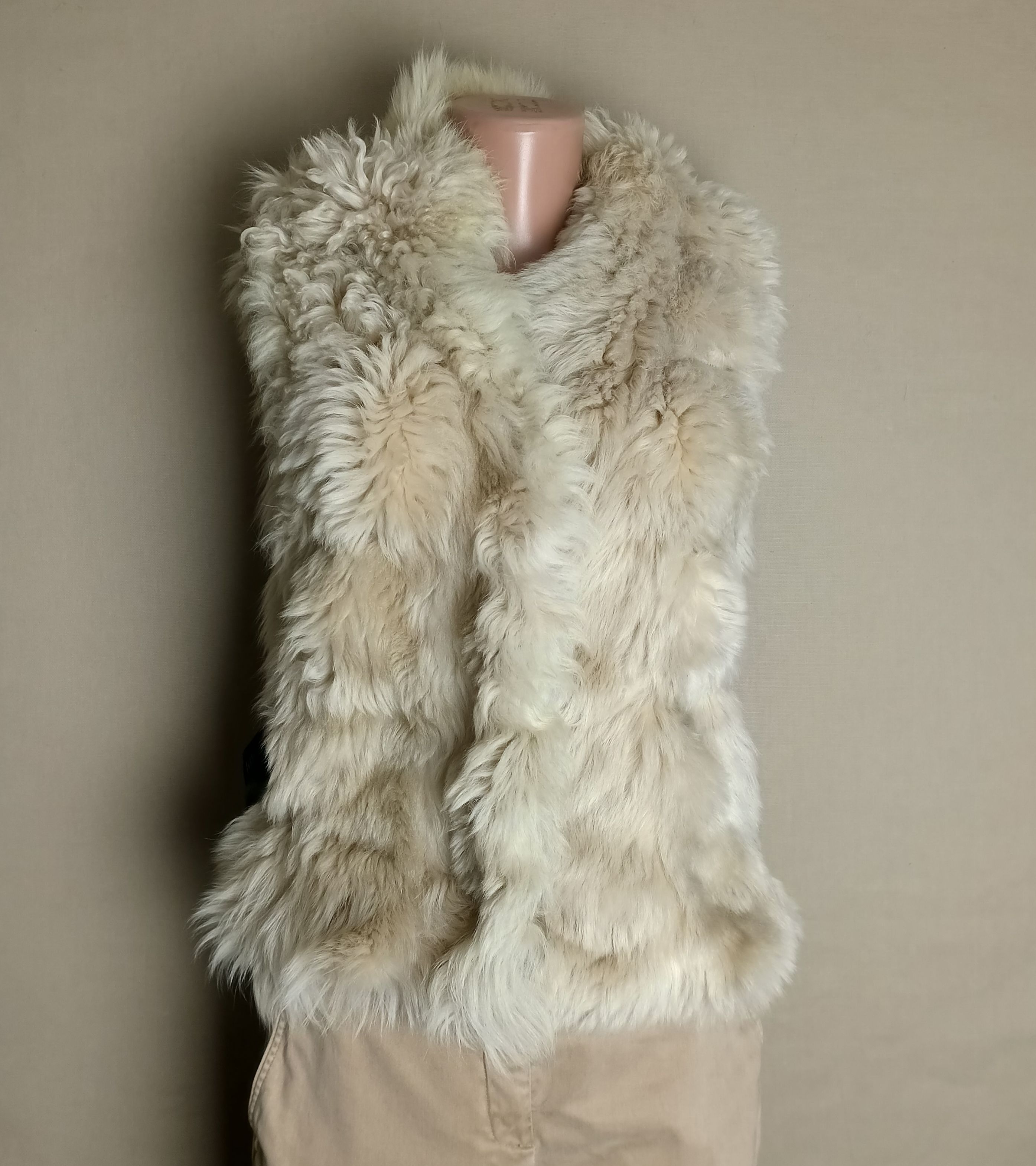Joseph Joseph Lined Face Fur Vest Beige Lambskin Size EU 40 Size M / US 6-8 / IT 42-44 - 5 Thumbnail