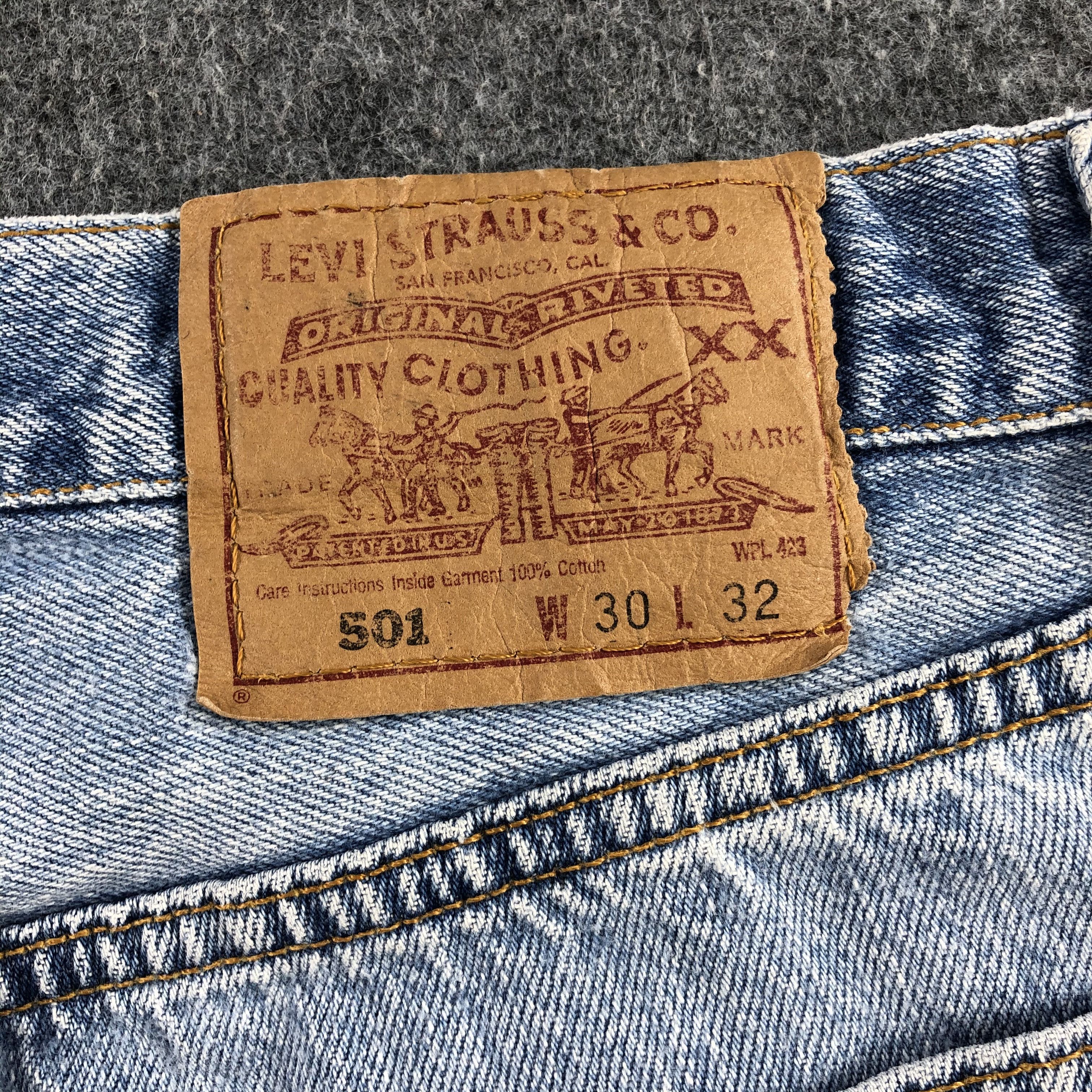 Levi's Vintage 90s Light Wash Levis 501 Jeans-J1900 Size US 29 - 5 Thumbnail