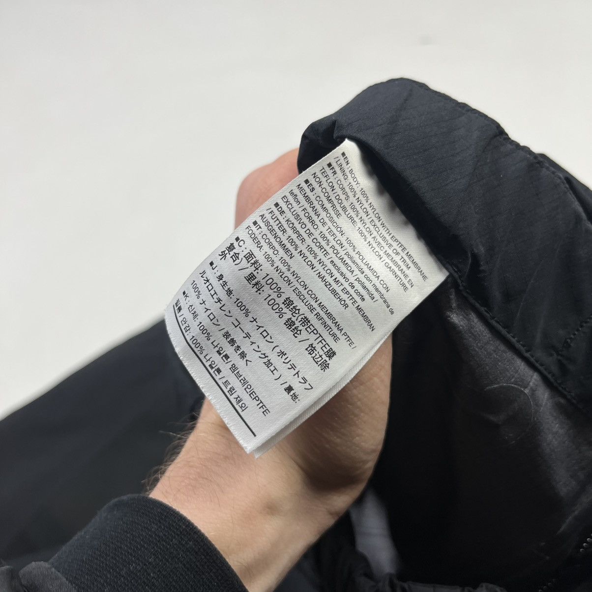 Arc'teryx × Goretex Arc’teryx Beta AR Gore-Tex Pro Outdoor Life Pants Black Size 26" / US 2 / IT 38 - 14 Thumbnail