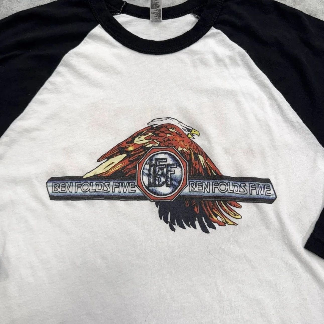 American Apparel Ben Folds Five Shirt Mens Medium White Raglan 3/4 Sleeve Reunion Tour 1986 Graphic Print Crew Neck Cotton Polyester T-Shirt Vintage N/A Size US M / EU 48-50 / 2 - 2 Thumbnail