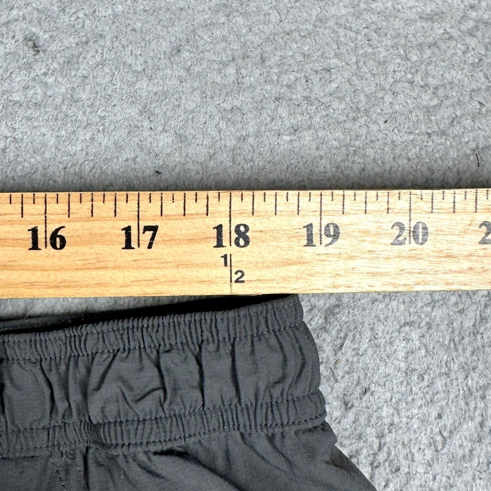 Vintage Columbia Titanium Pants Mens XL Grey Omni-Dry Convertible Cargo Hiking Camping Pants Size US 37 - 5 Thumbnail