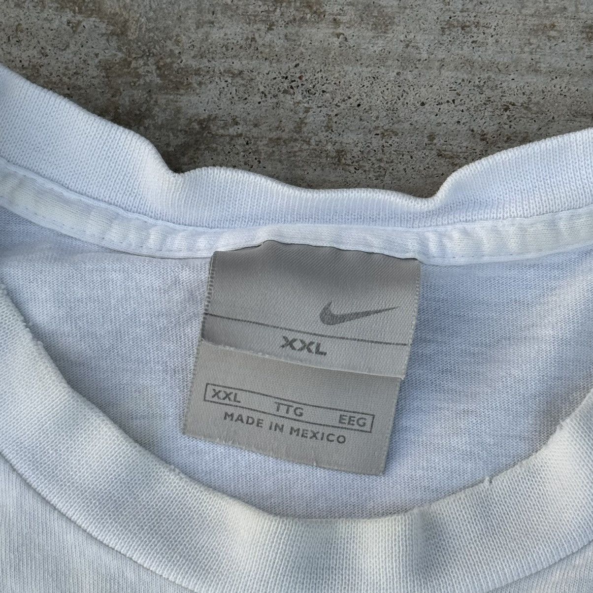 JNCO × Nike × Stussy Vintage Y2K White Nike Swoosh Essential Tee Baggy Skater XXL Size US XXL / EU 58 / 5 - 3 Thumbnail