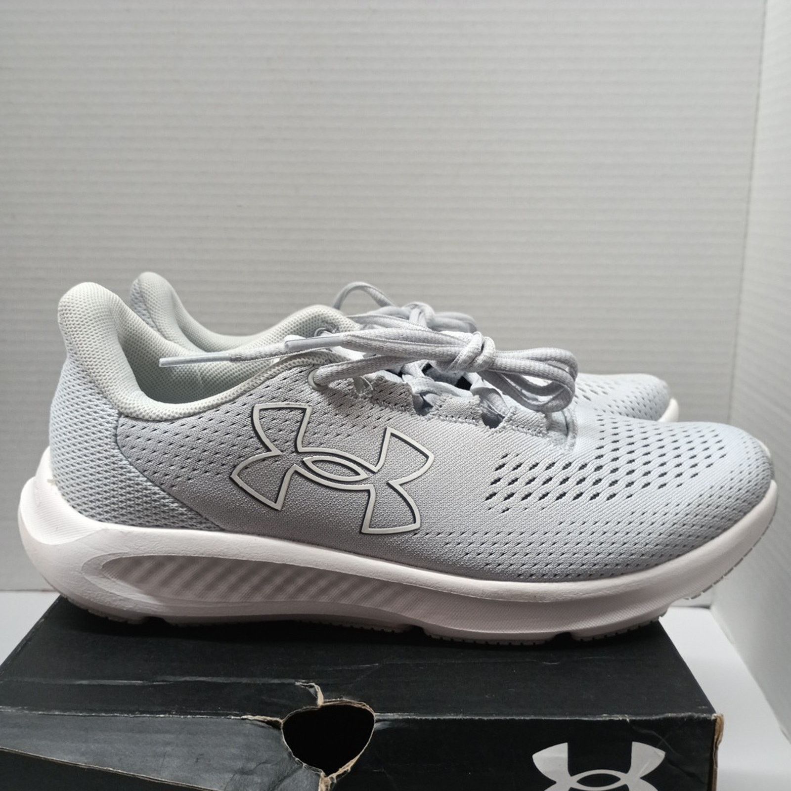 Under Armour Under Armour Charged Pursuit 3 Women Size 8.5 Gray Shoes Size US 8.5 / IT 38.5 - 1 Thumbnail