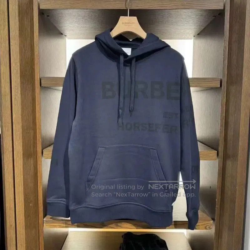 Burberry Burberry Logo Hooded Sweatshirt for Men. Size US S / EU 44-46 / 1 - 2 Thumbnail