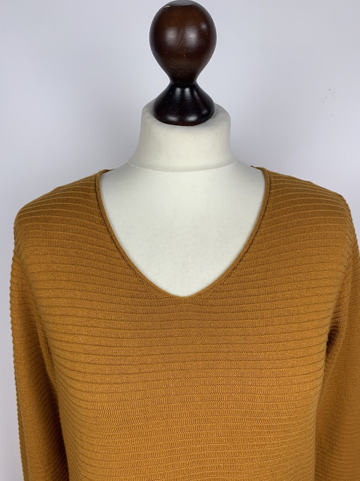 Gudrun Sjoden Gudrun Sjoden Avant Garde V-Neck Knit Sweater Size S Y2K Size S / US 4 / IT 40 - 2 Thumbnail