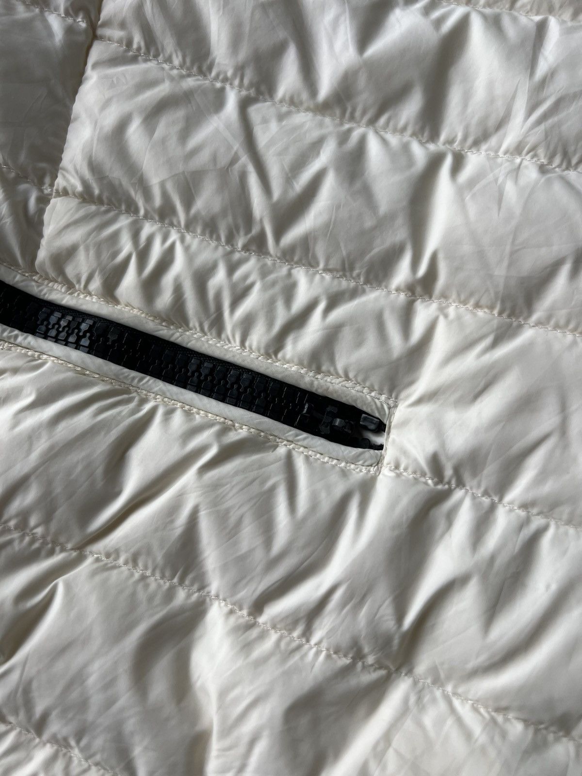 Moncler Moncler Blenca Lounge Saison White Down Puffer Jacket Size L / US 10 / IT 46 - 15 Thumbnail