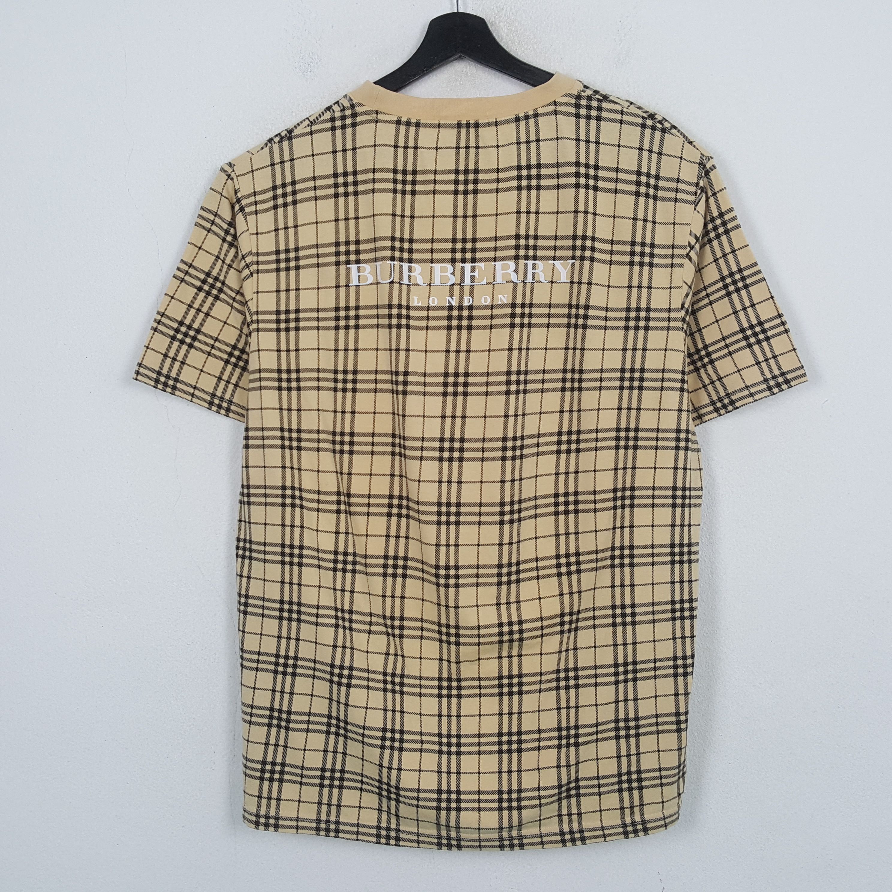 Burberry Burberry London Fashion Brand Custom Art Tshirt C299N55 Size US XL / EU 56 / 4 - 1 Thumbnail