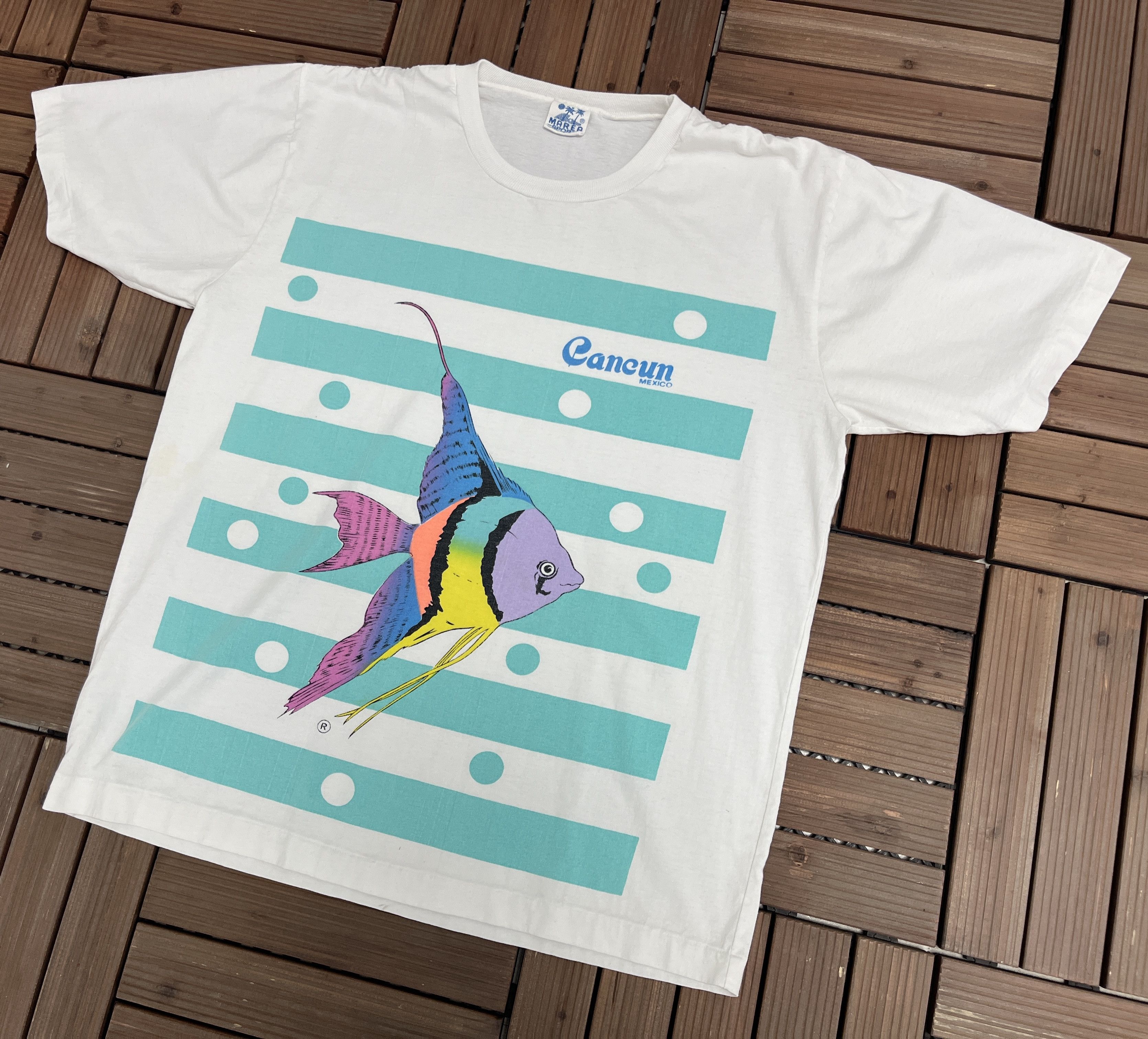 Vintage Cancun, Mexico Fish Vintage White T-Shirt Tee Size US XL / EU 56 / 4 - 3 Thumbnail