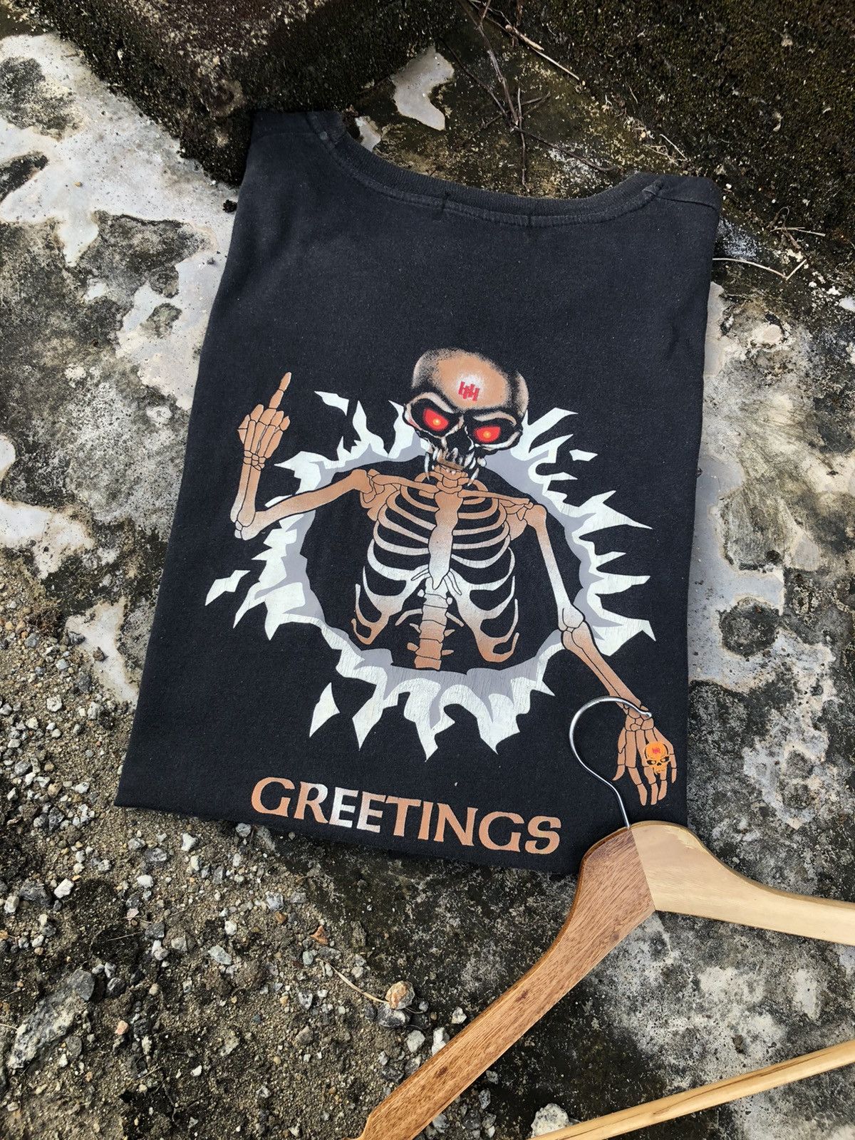 Vintage Vintage Head Hunters Skulls Tshirt Size US XL / EU 56 / 4 - 1 Thumbnail
