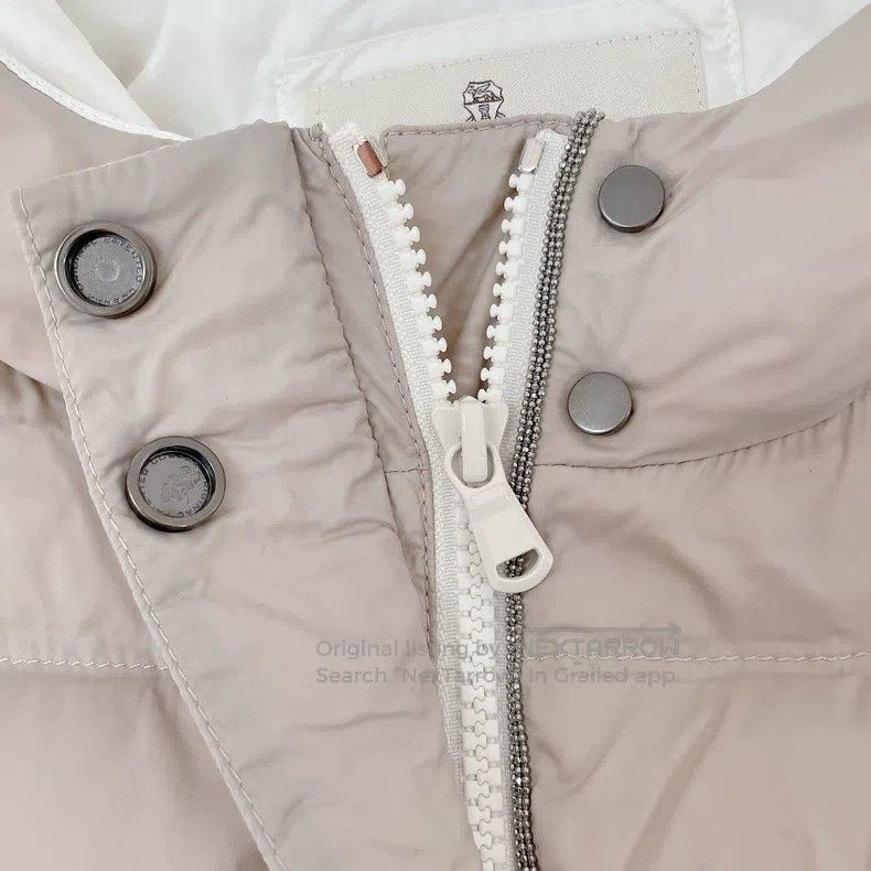Brunello Cucinelli Brunello Cucinelli Light khaki down vest Size M / US 6-8 / IT 42-44 - 5 Thumbnail