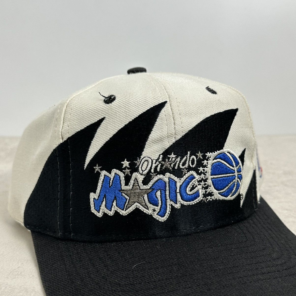 Logo Athletic × NBA × Vintage Vintage 90s Shark Tooth Orlando Magic Gen 1 Hat Size ONE SIZE - 2 Thumbnail
