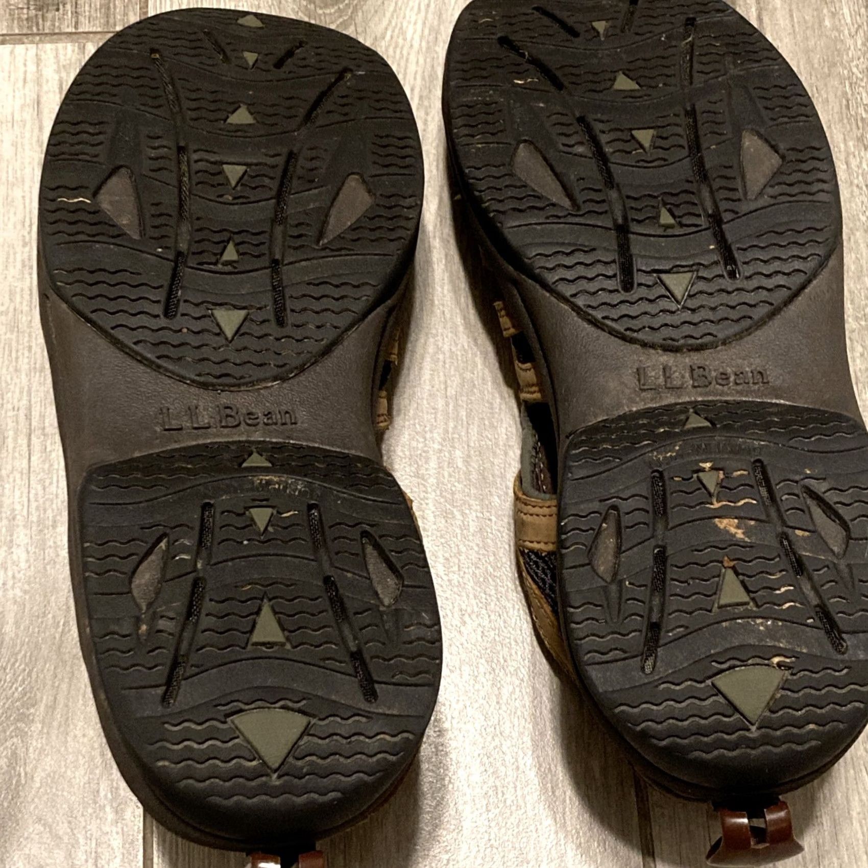Vintage LL Bean Hiking Sandals Sport River Tan Size 11 Slip On Closed Toe All Terrain Men Shoes Brown Hiking Sandal Mens 11 All Terrain River Tan LL Bean Size US 11 / EU 44 - 6 Thumbnail