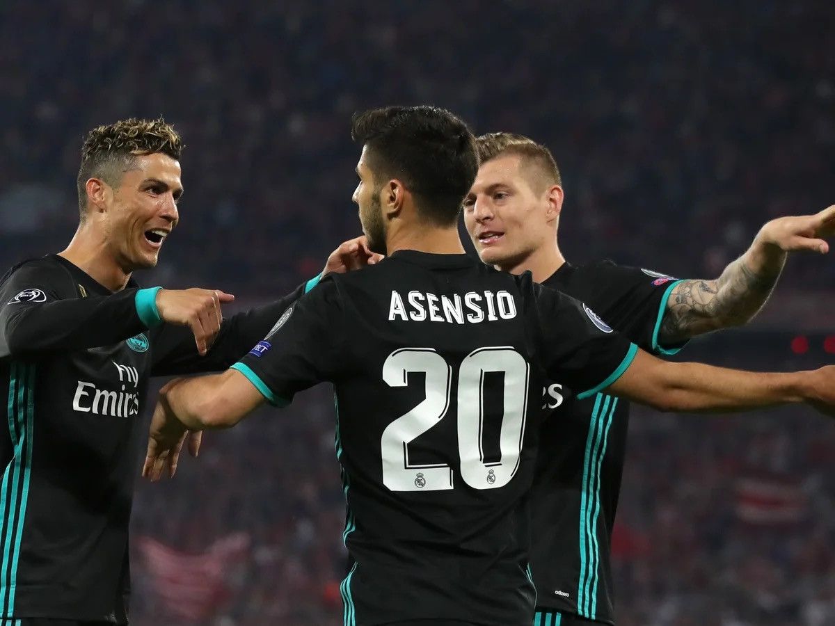Adidas REAL MADRID ASENSIO 2017/18 ADIDAS LONG SLEEVE SHIRT JERSEY Size US M / EU 48-50 / 2 - 2 Thumbnail