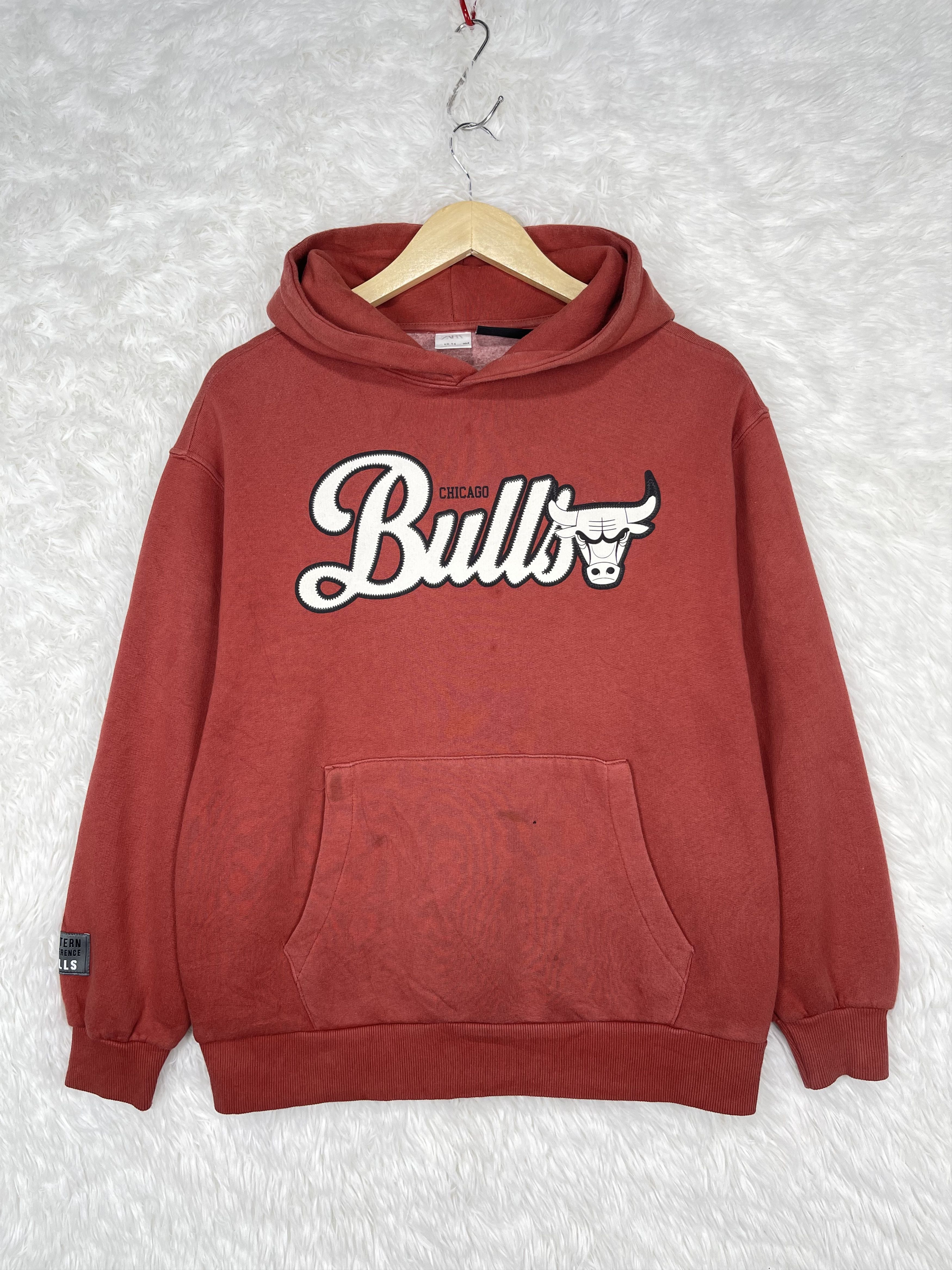 Zara Vintage Zara x NBA Chicago Bulls Hoodie Sweatshirt AS0013 Size US S / EU 44-46 / 1 - 1 Thumbnail