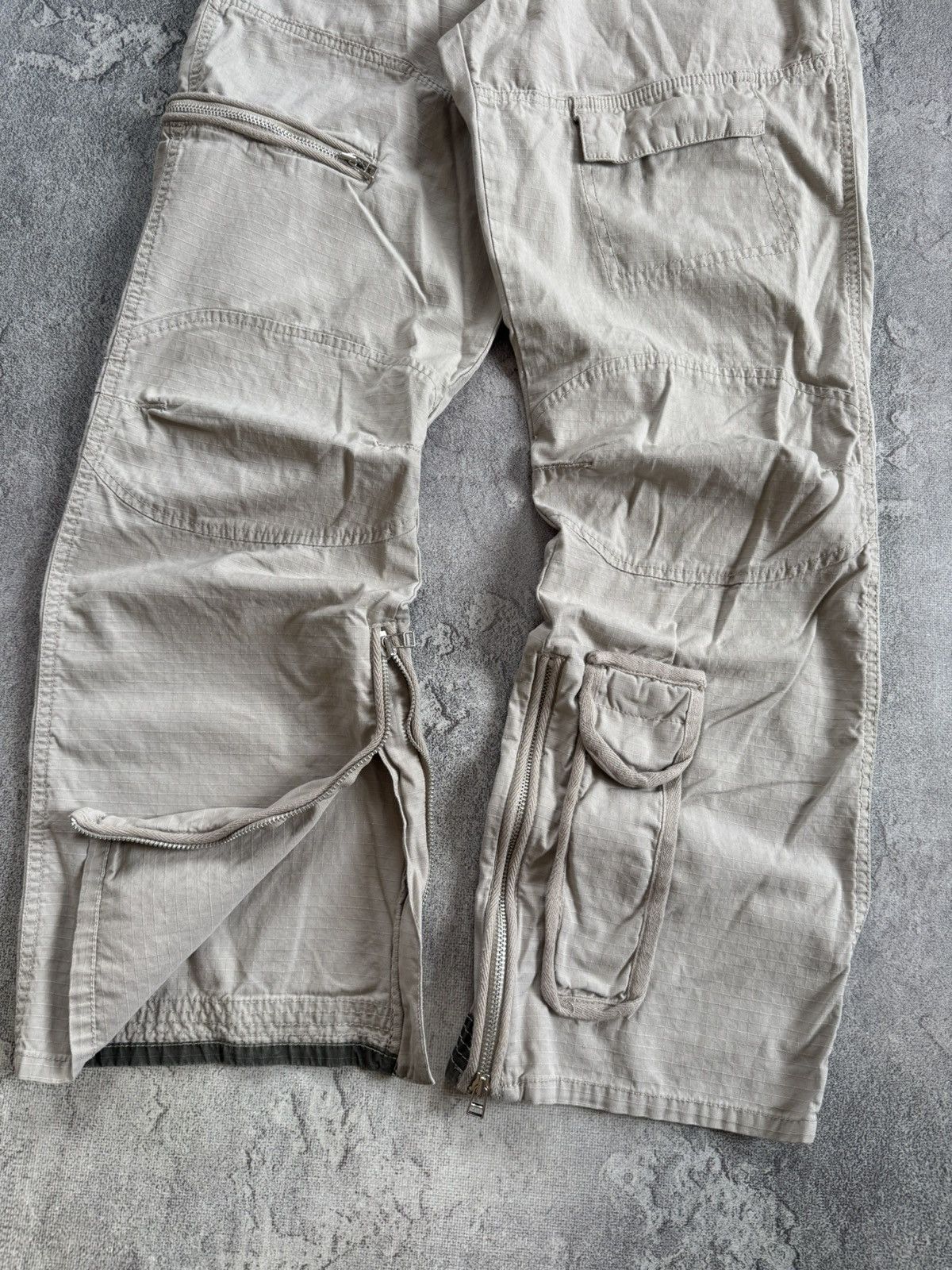 Other 90s Cargo Multipocket Pants 33/32 Chinos Y2K baggy gorpcore Size US 33 - 2 Thumbnail