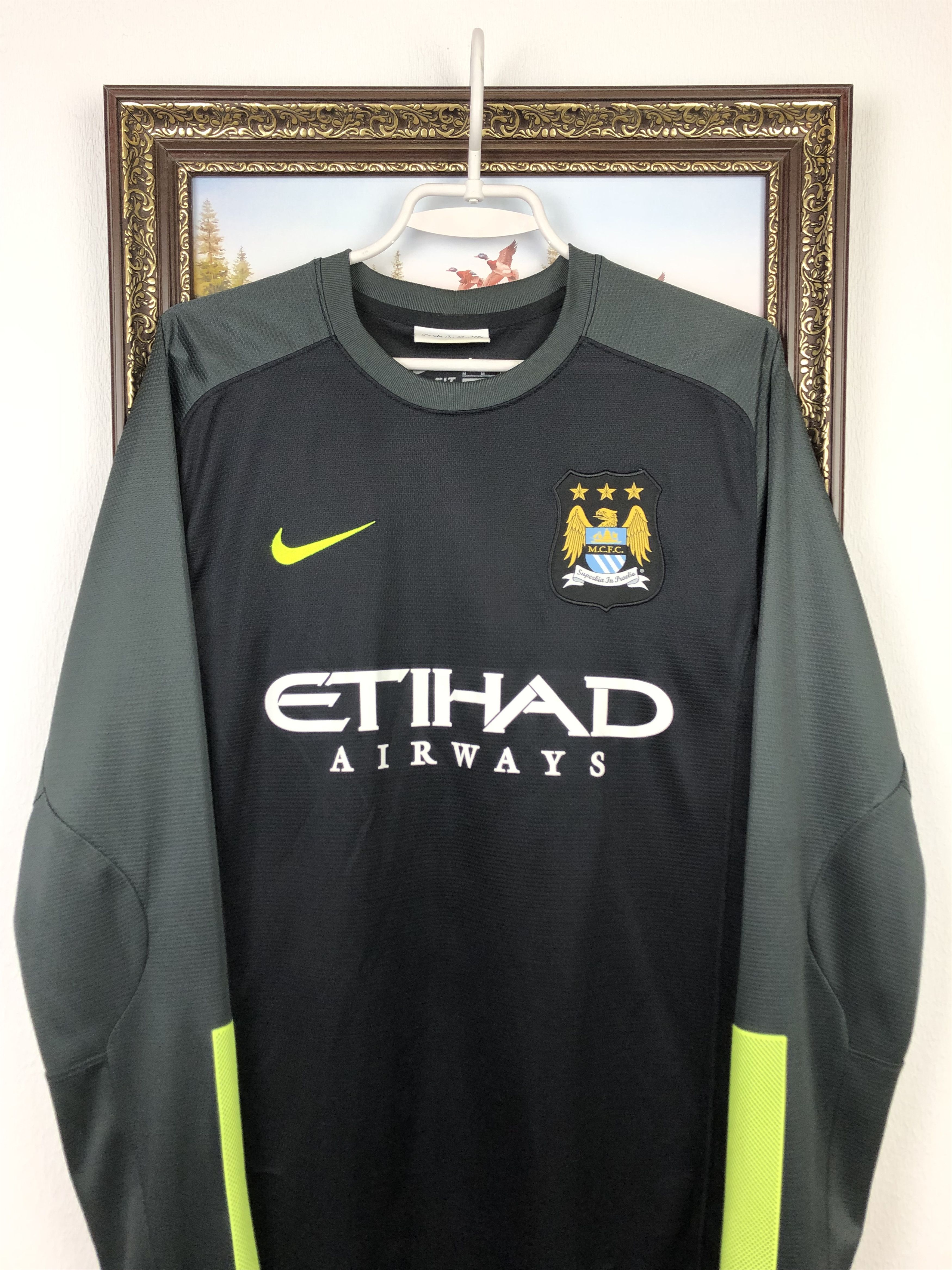 Nike Manchester City Goalkeeper football shirt Nike Soccer Jersey Size US M / EU 48-50 / 2 - 2 Thumbnail