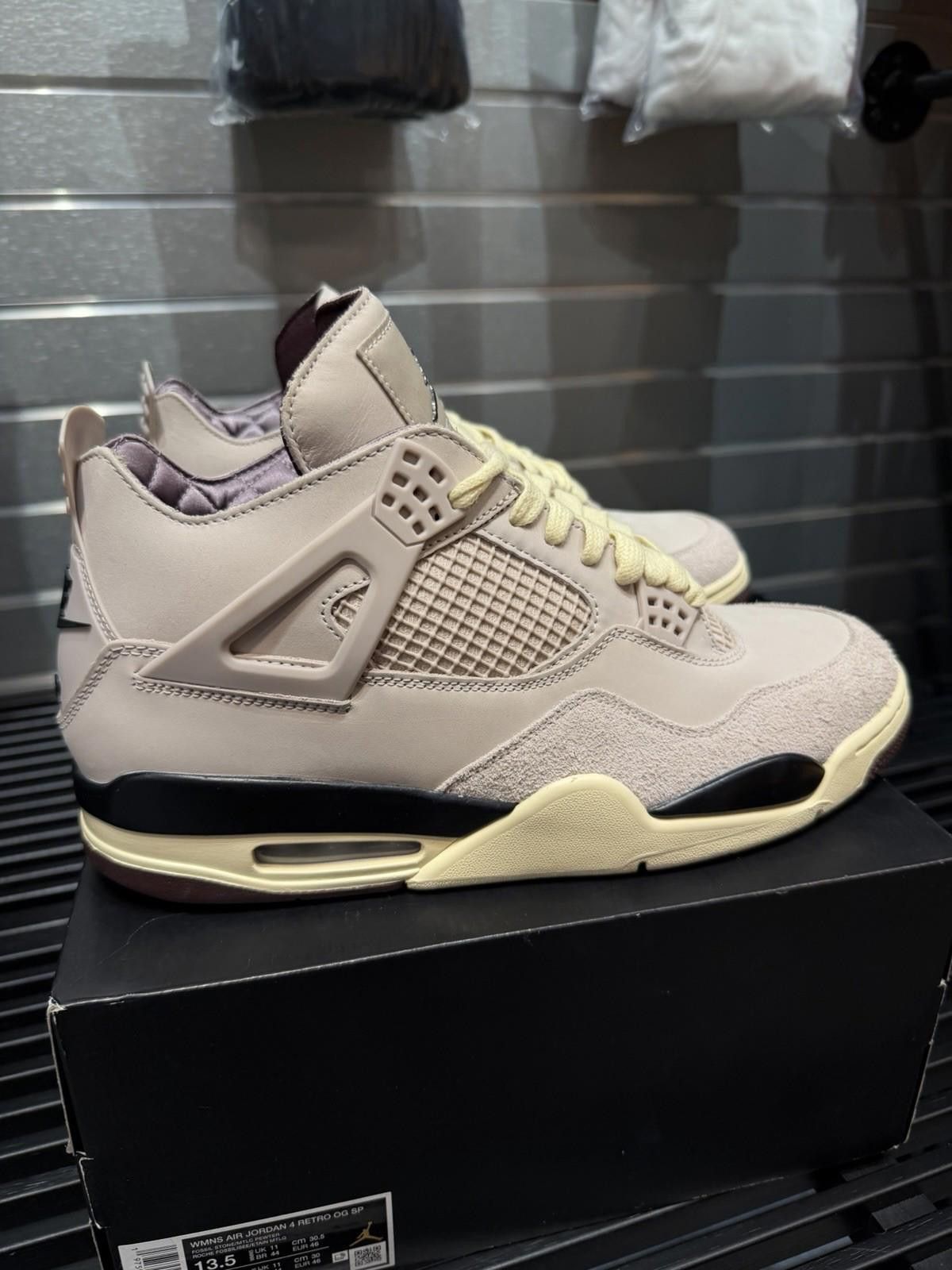 Nike Size 13.5W/12M - Jordan 4 Retro OG SP A Ma Maniére Size US 12 / IT 42 - 3 Thumbnail