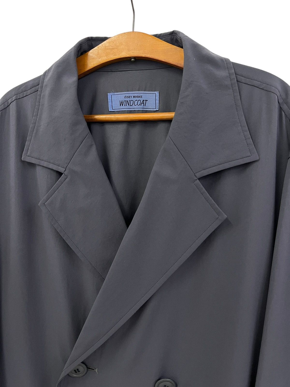 Issey Miyake 1980s Issey Miyake ‘Windcoat” Oversize Double Breasted Coat Size US L / EU 52-54 / 3 - 3 Thumbnail