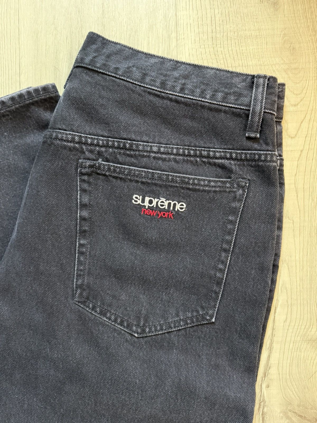 Supreme Baggy Jean Black (32) Size US 32 / EU 48 - 2 Thumbnail