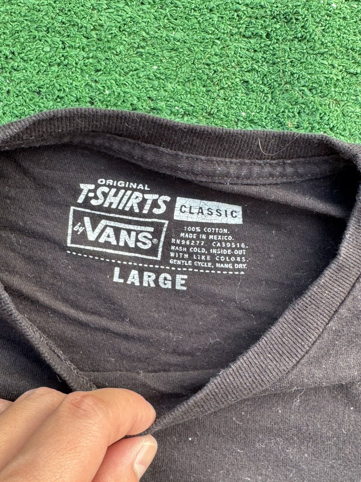 Vans ‘Off The Wall’ Vans T-Shirt Size US L / EU 52-54 / 3 - 2 Thumbnail