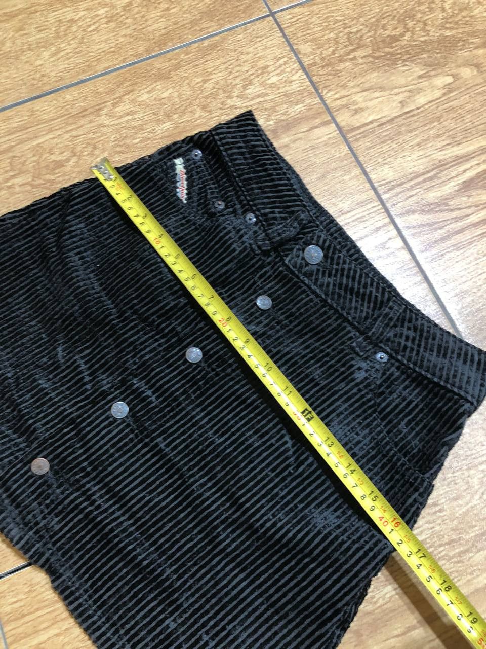 Diesel VTG Diesel Women's Corduroy mini skirt Y2K Size 27" / US 4 / IT 40 - 12 Thumbnail