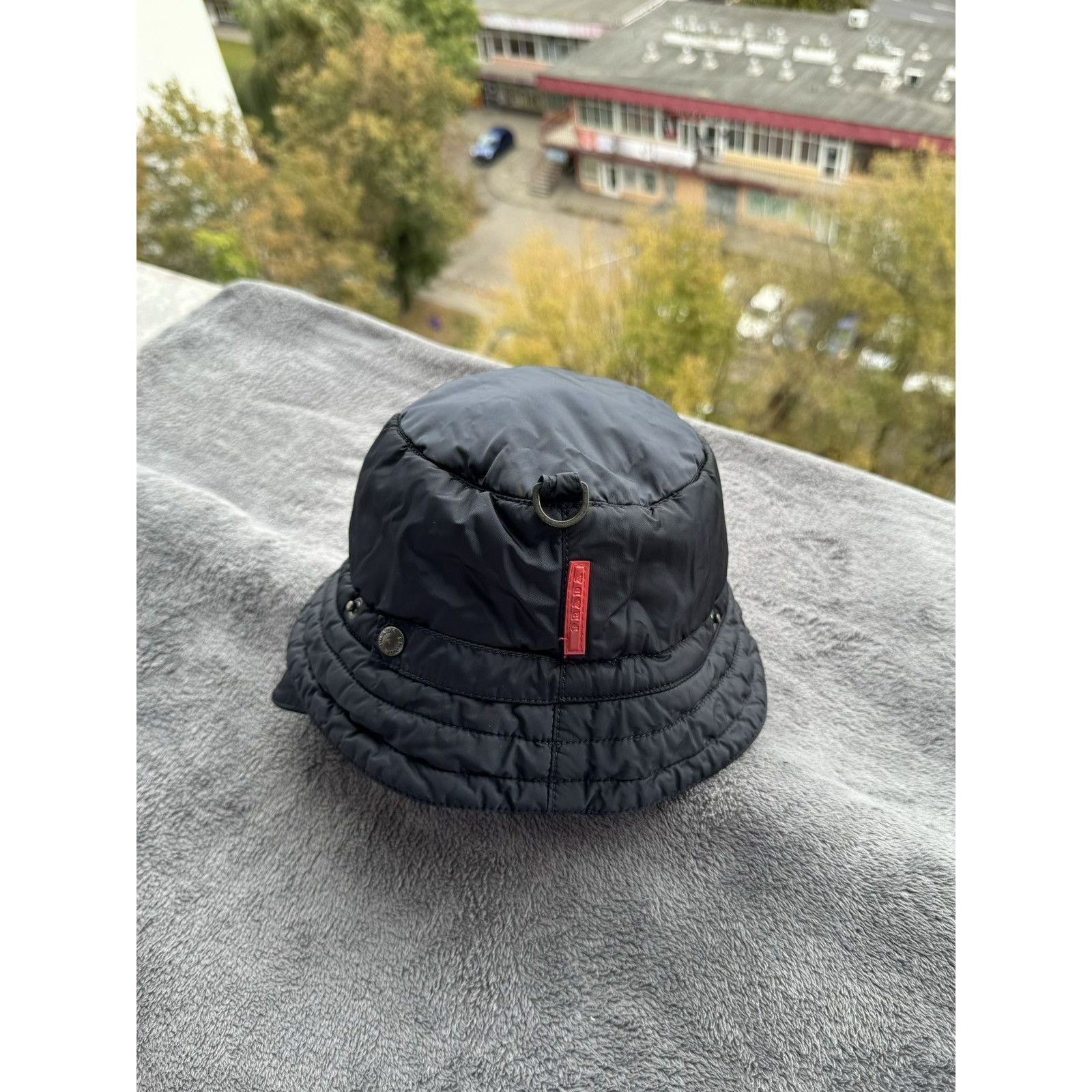 Prada Prada linea rossa red tab nylon navy blue bucket hat Size ONE SIZE - 1 Thumbnail